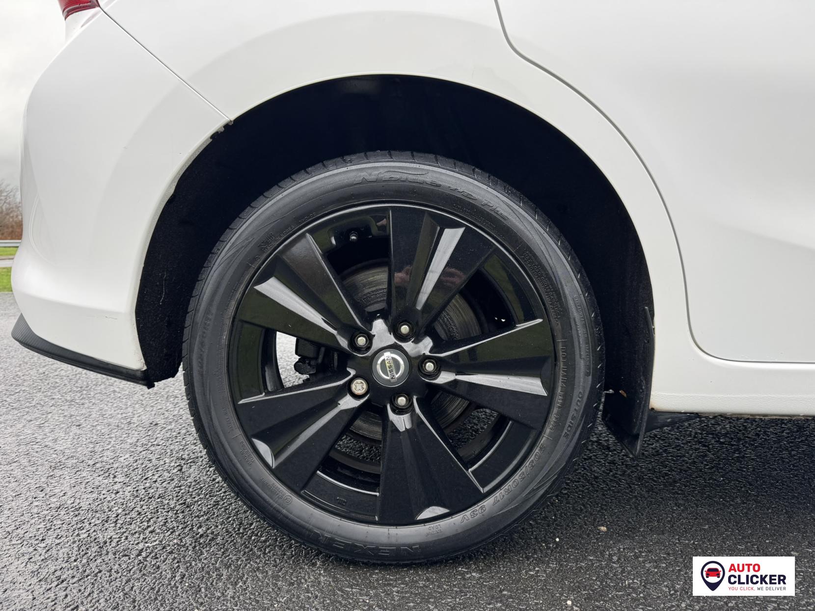 Nissan Pulsar 1.2 DIG-T Tekna Hatchback 5dr Petrol XTRON Euro 6 (s/s) (115 ps)