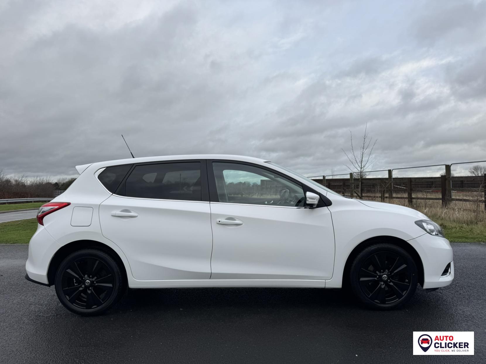 Nissan Pulsar 1.2 DIG-T Tekna Hatchback 5dr Petrol XTRON Euro 6 (s/s) (115 ps)