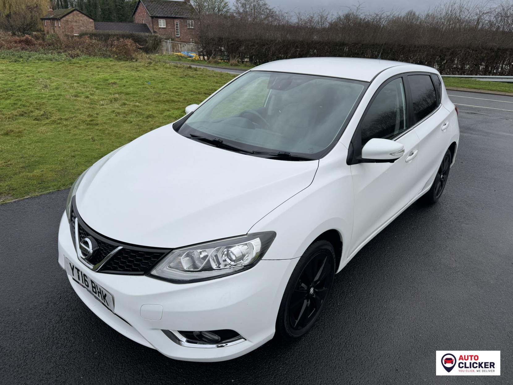 Nissan Pulsar 1.2 DIG-T Tekna Hatchback 5dr Petrol XTRON Euro 6 (s/s) (115 ps)