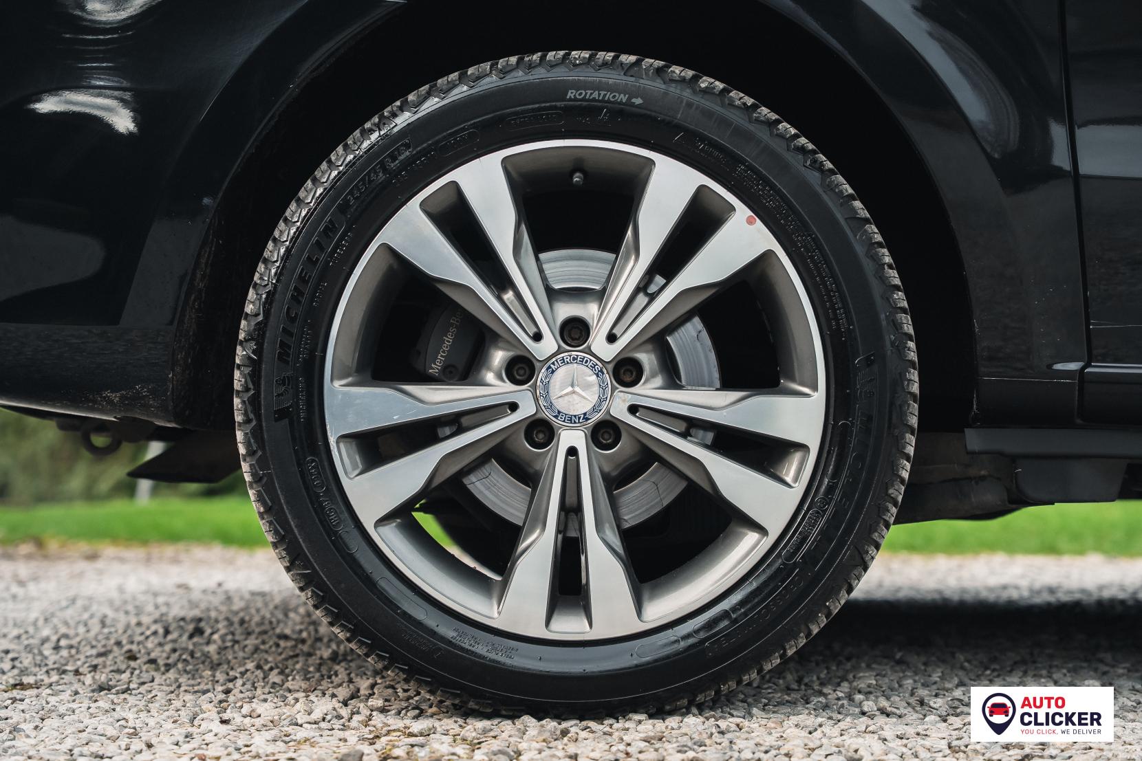 Mercedes-Benz V Class 2.2 V250d BlueTEC Sport MPV 5dr Diesel G-Tronic+ Euro 6 (s/s) 7 Seat (190 ps)