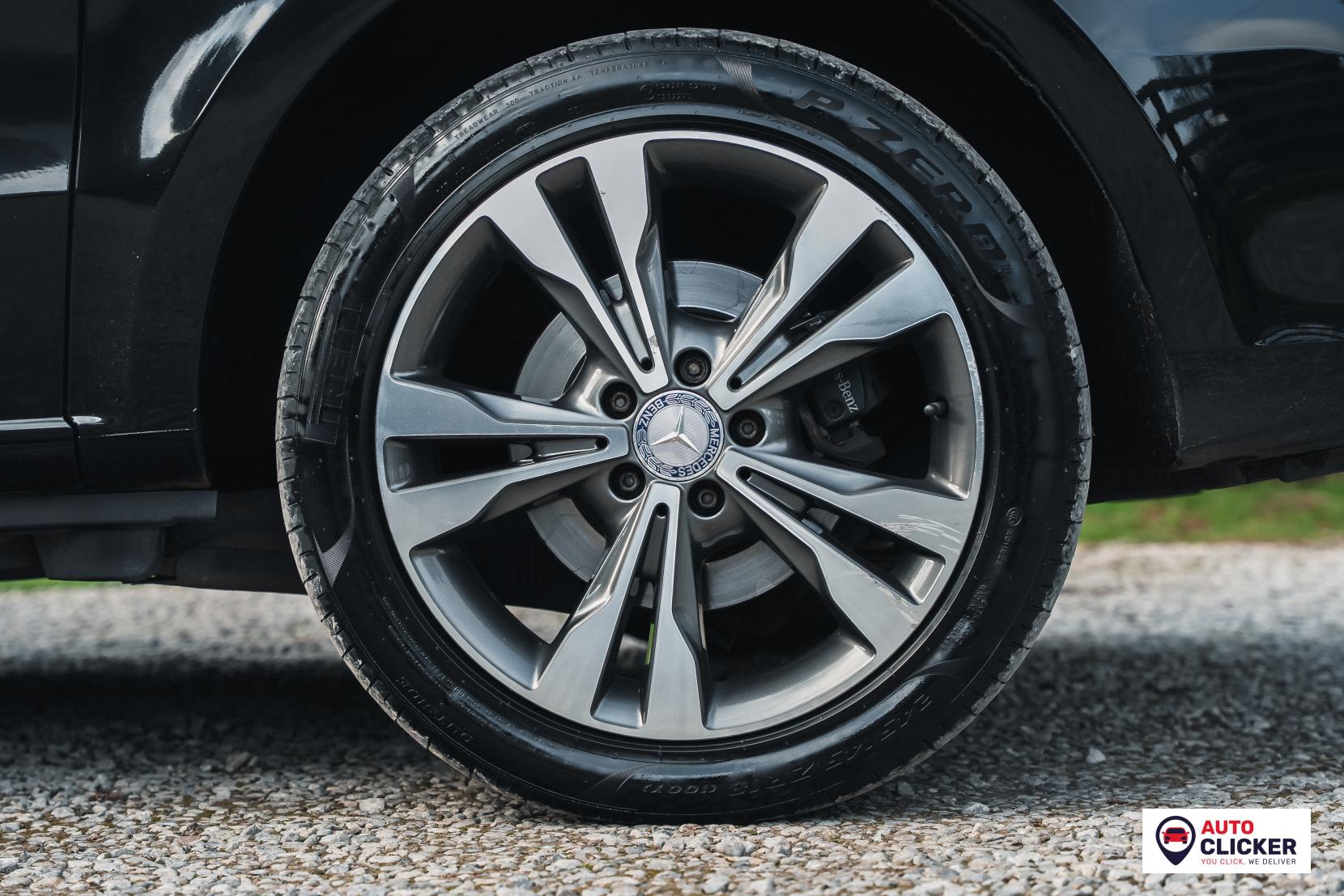 Mercedes-Benz V Class 2.2 V250d BlueTEC Sport MPV 5dr Diesel G-Tronic+ Euro 6 (s/s) 7 Seat (190 ps)