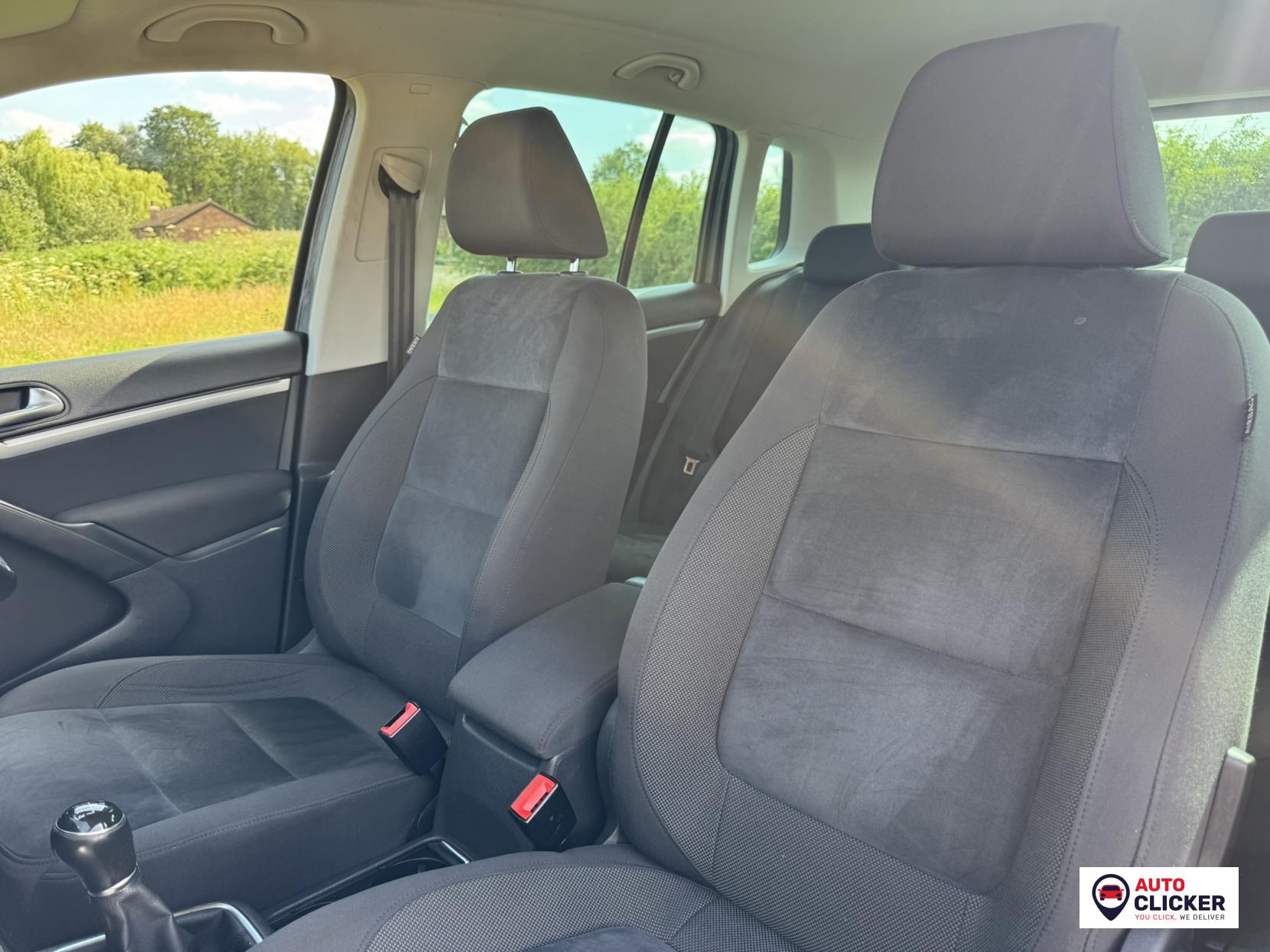 Volkswagen Tiguan 2.0 TDI BlueMotion Tech Match SUV 5dr Diesel Manual 2WD Euro 5 (s/s) (140 ps)