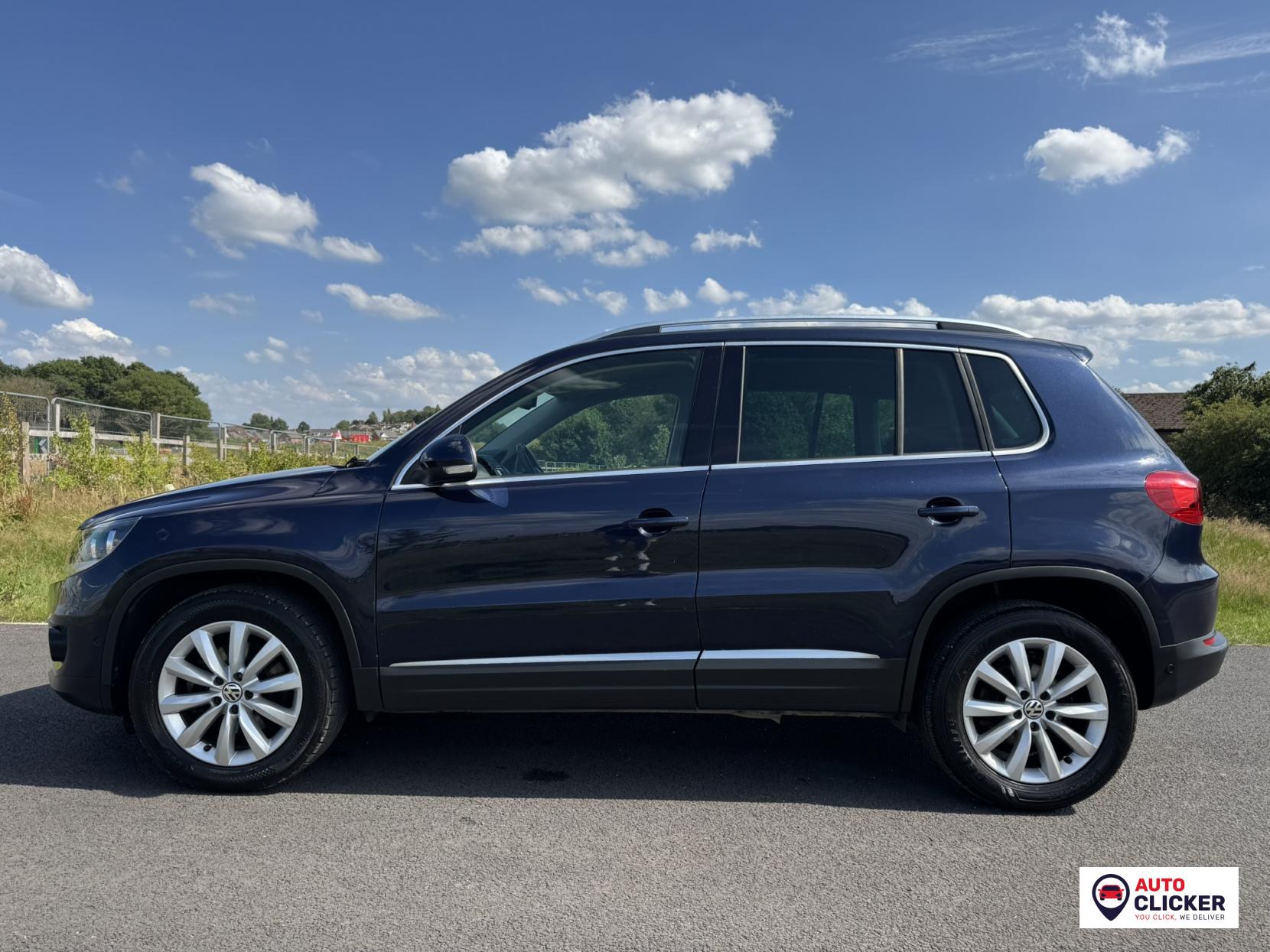Volkswagen Tiguan 2.0 TDI BlueMotion Tech Match SUV 5dr Diesel Manual 2WD Euro 5 (s/s) (140 ps)