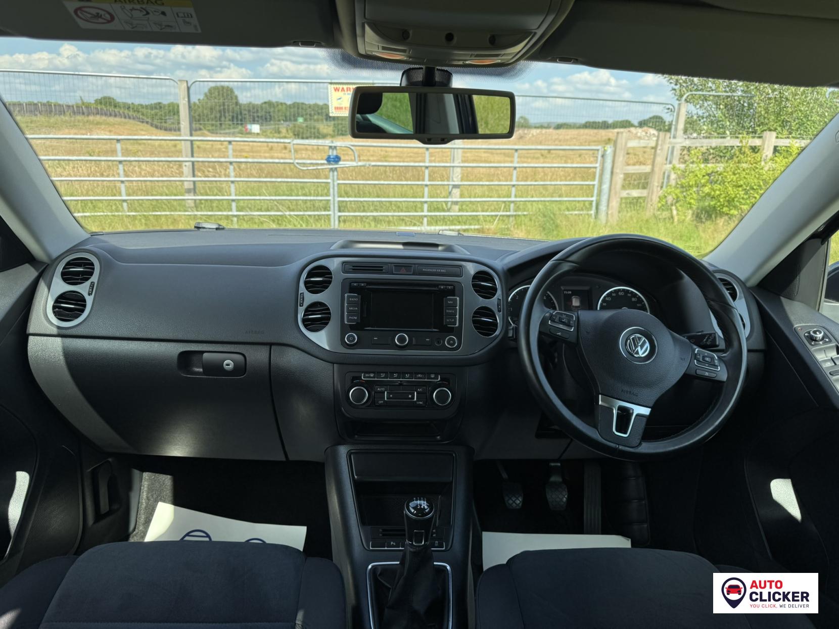 Volkswagen Tiguan 2.0 TDI BlueMotion Tech Match SUV 5dr Diesel Manual 2WD Euro 5 (s/s) (140 ps)