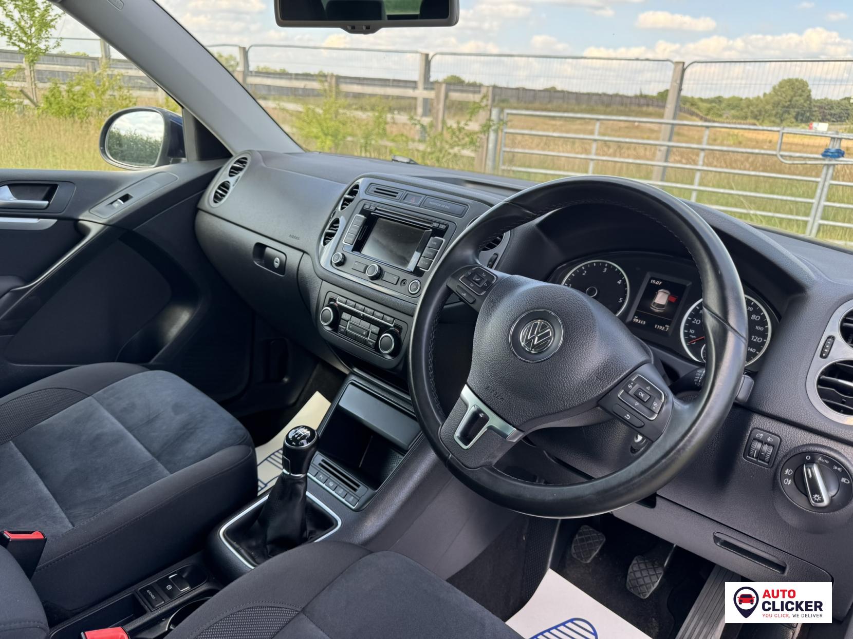 Volkswagen Tiguan 2.0 TDI BlueMotion Tech Match SUV 5dr Diesel Manual 2WD Euro 5 (s/s) (140 ps)