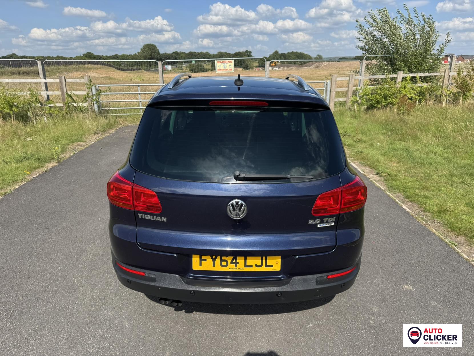 Volkswagen Tiguan 2.0 TDI BlueMotion Tech Match SUV 5dr Diesel Manual 2WD Euro 5 (s/s) (140 ps)