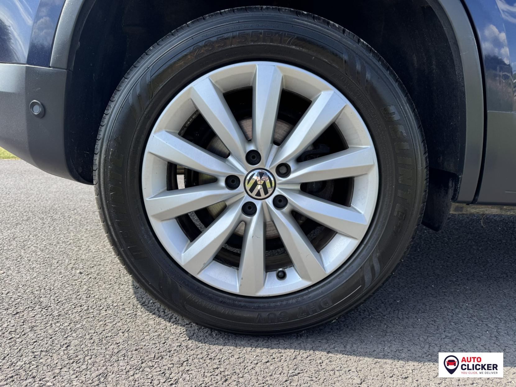 Volkswagen Tiguan 2.0 TDI BlueMotion Tech Match SUV 5dr Diesel Manual 2WD Euro 5 (s/s) (140 ps)