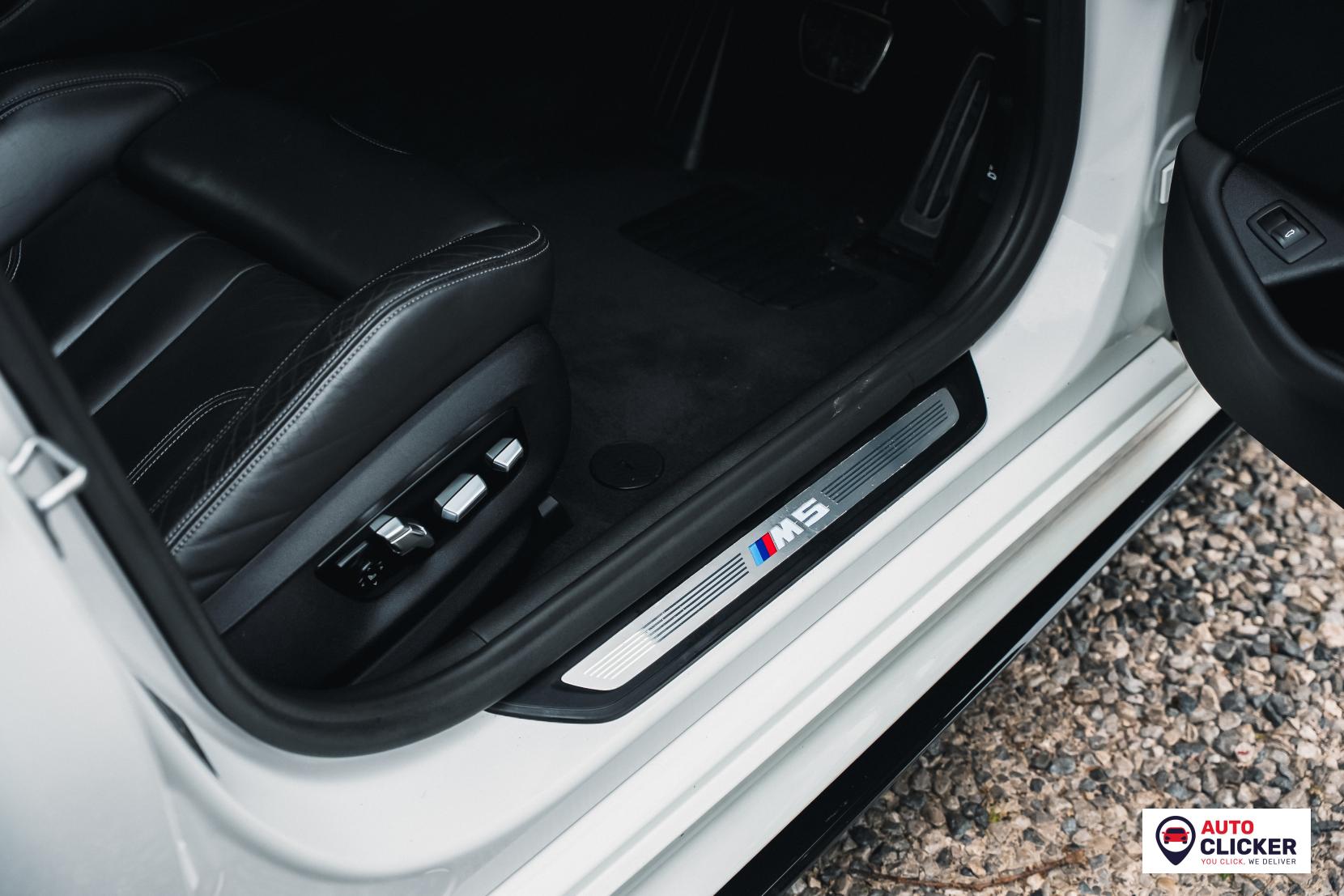 BMW M5 4.4i V8 Competition Saloon 4dr Petrol Steptronic xDrive Euro 6 (s/s) (625 ps)