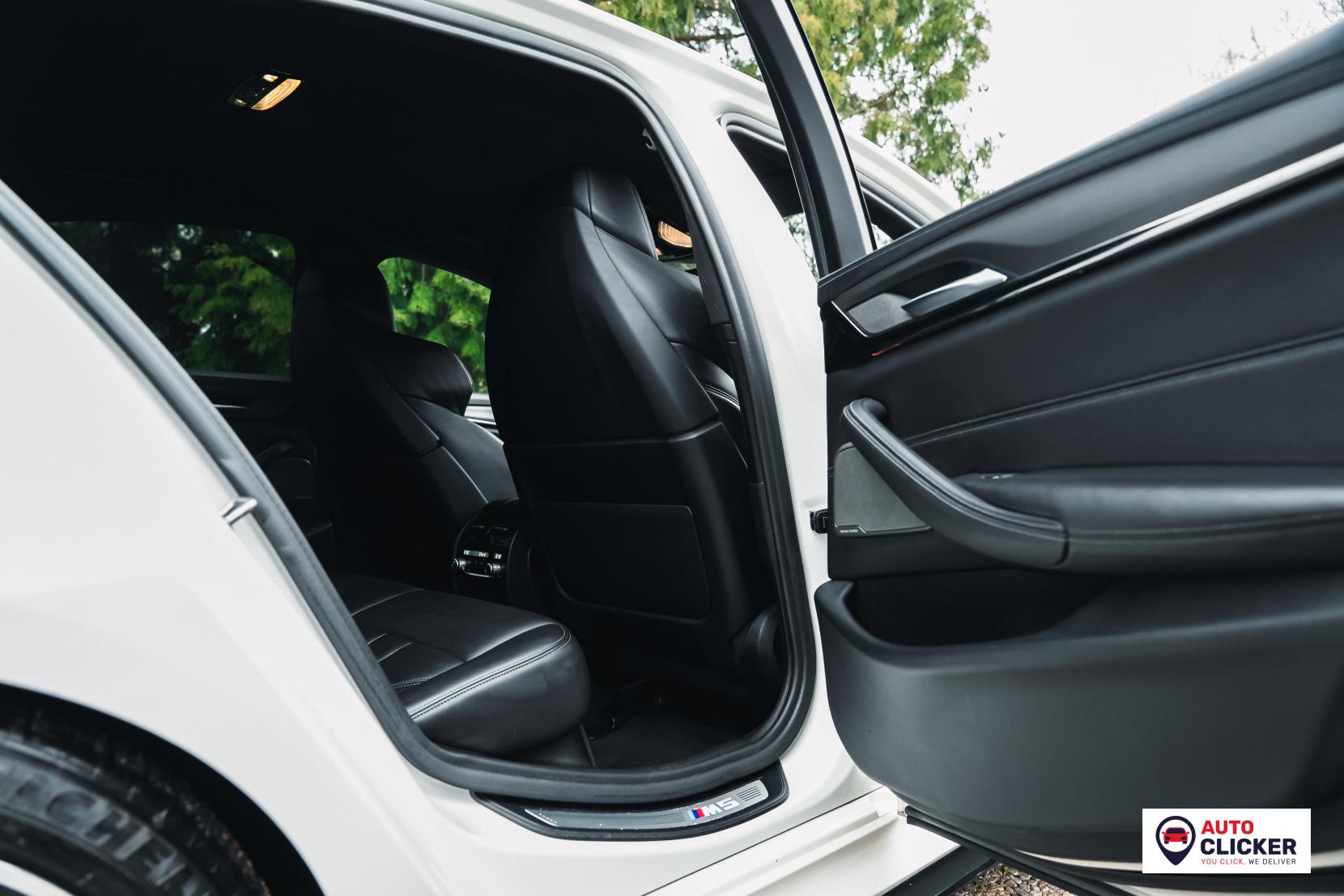 BMW M5 4.4i V8 Competition Saloon 4dr Petrol Steptronic xDrive Euro 6 (s/s) (625 ps)