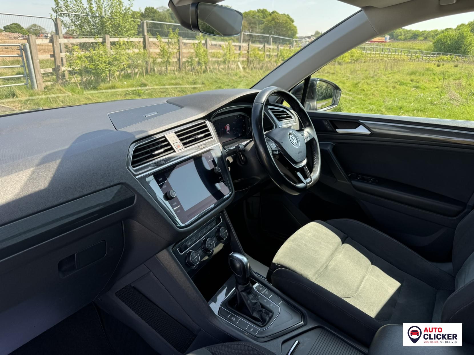 Volkswagen Tiguan 2.0 TDI SEL SUV 5dr Diesel DSG 4Motion Euro 6 (s/s) (150 ps)