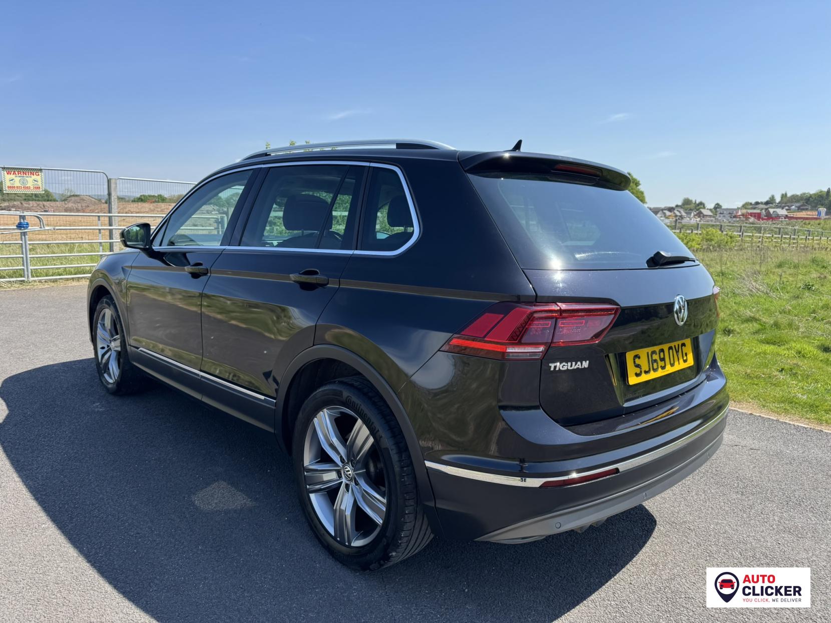 Volkswagen Tiguan 2.0 TDI SEL SUV 5dr Diesel DSG 4Motion Euro 6 (s/s) (150 ps)