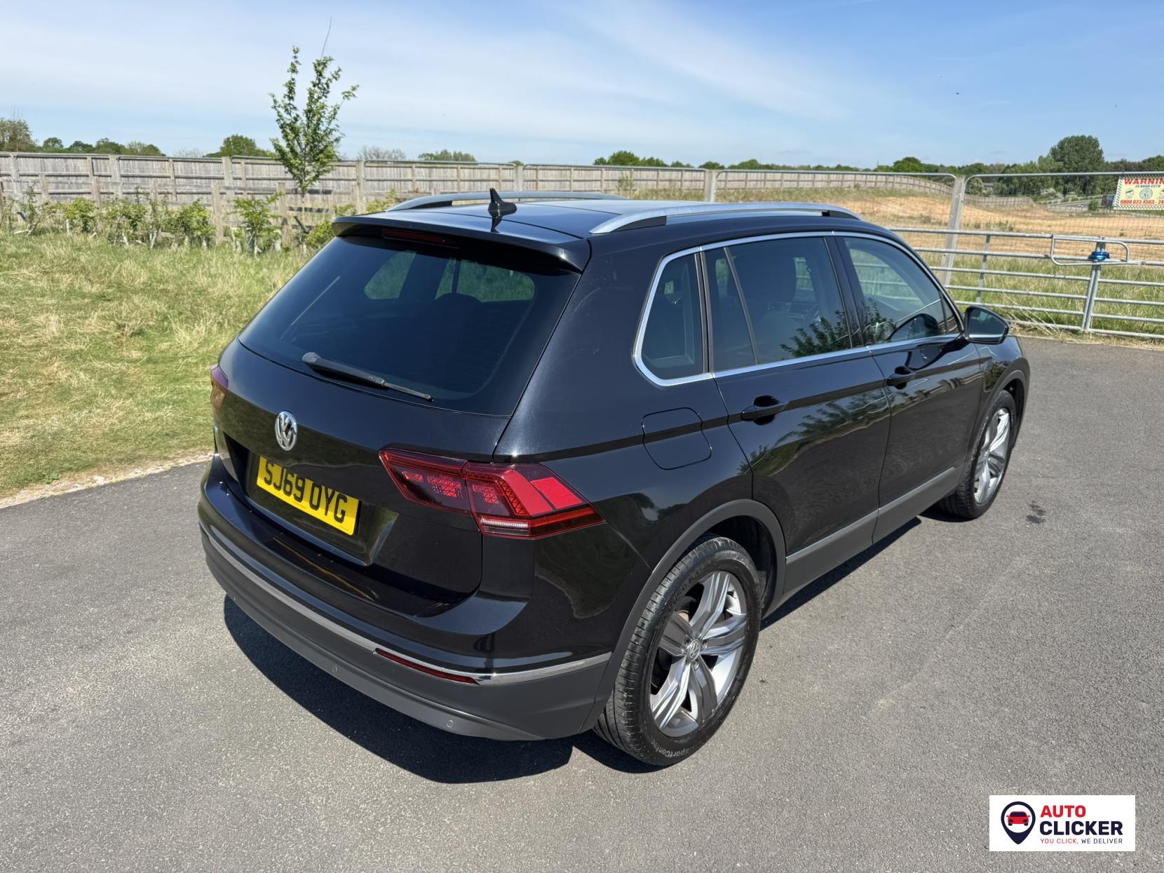 Volkswagen Tiguan 2.0 TDI SEL SUV 5dr Diesel DSG 4Motion Euro 6 (s/s) (150 ps)