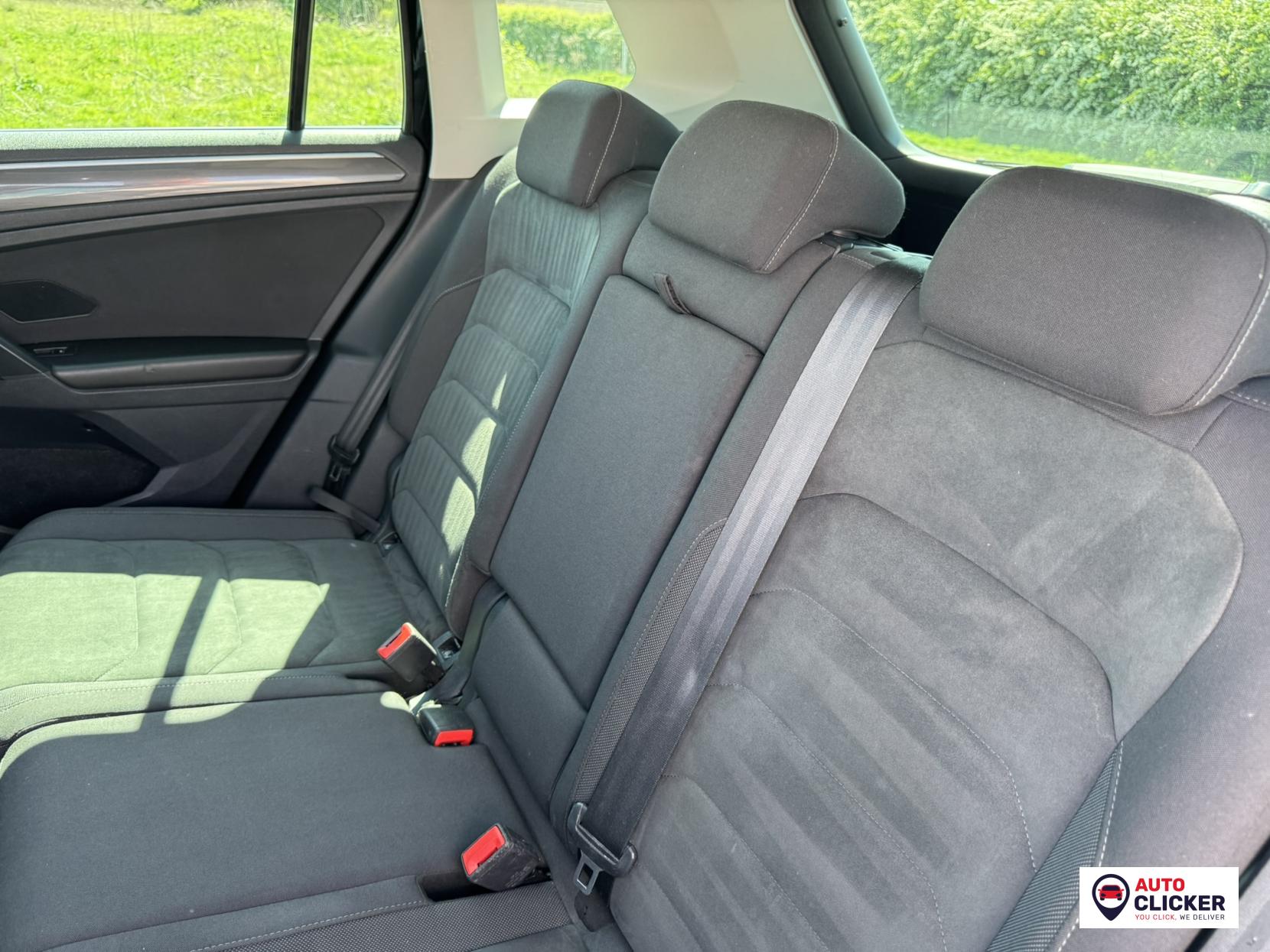 Volkswagen Tiguan 2.0 TDI SEL SUV 5dr Diesel DSG 4Motion Euro 6 (s/s) (150 ps)