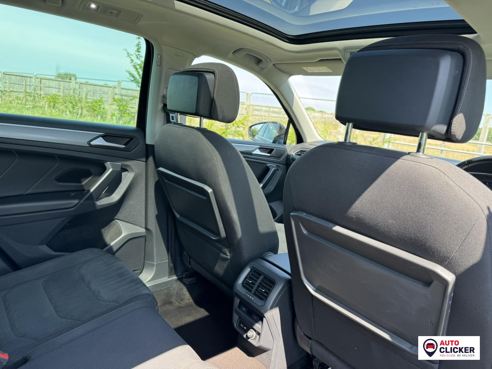 Volkswagen Tiguan 2.0 TDI SEL SUV 5dr Diesel DSG 4Motion Euro 6 (s/s) (150 ps)