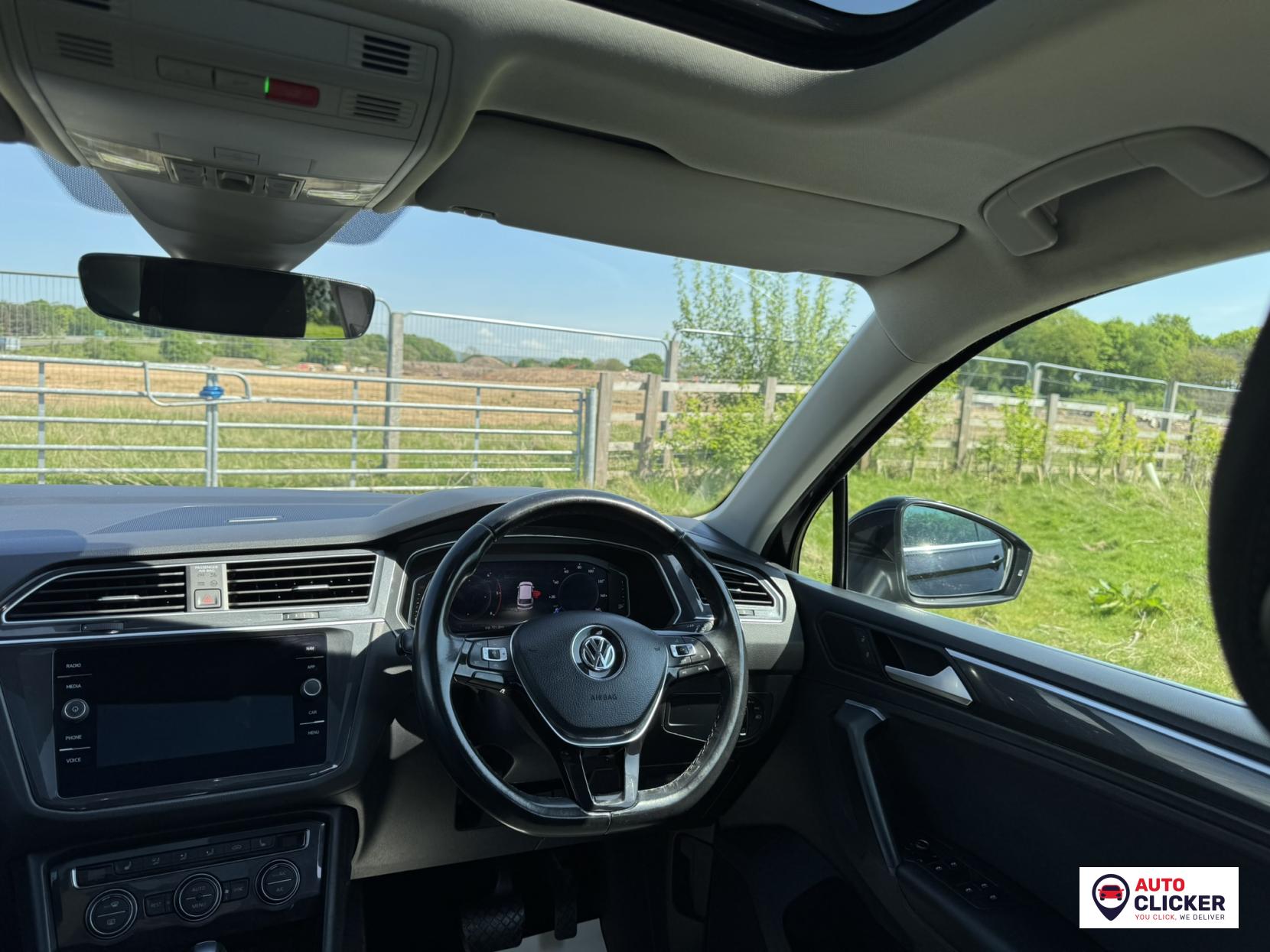 Volkswagen Tiguan 2.0 TDI SEL SUV 5dr Diesel DSG 4Motion Euro 6 (s/s) (150 ps)