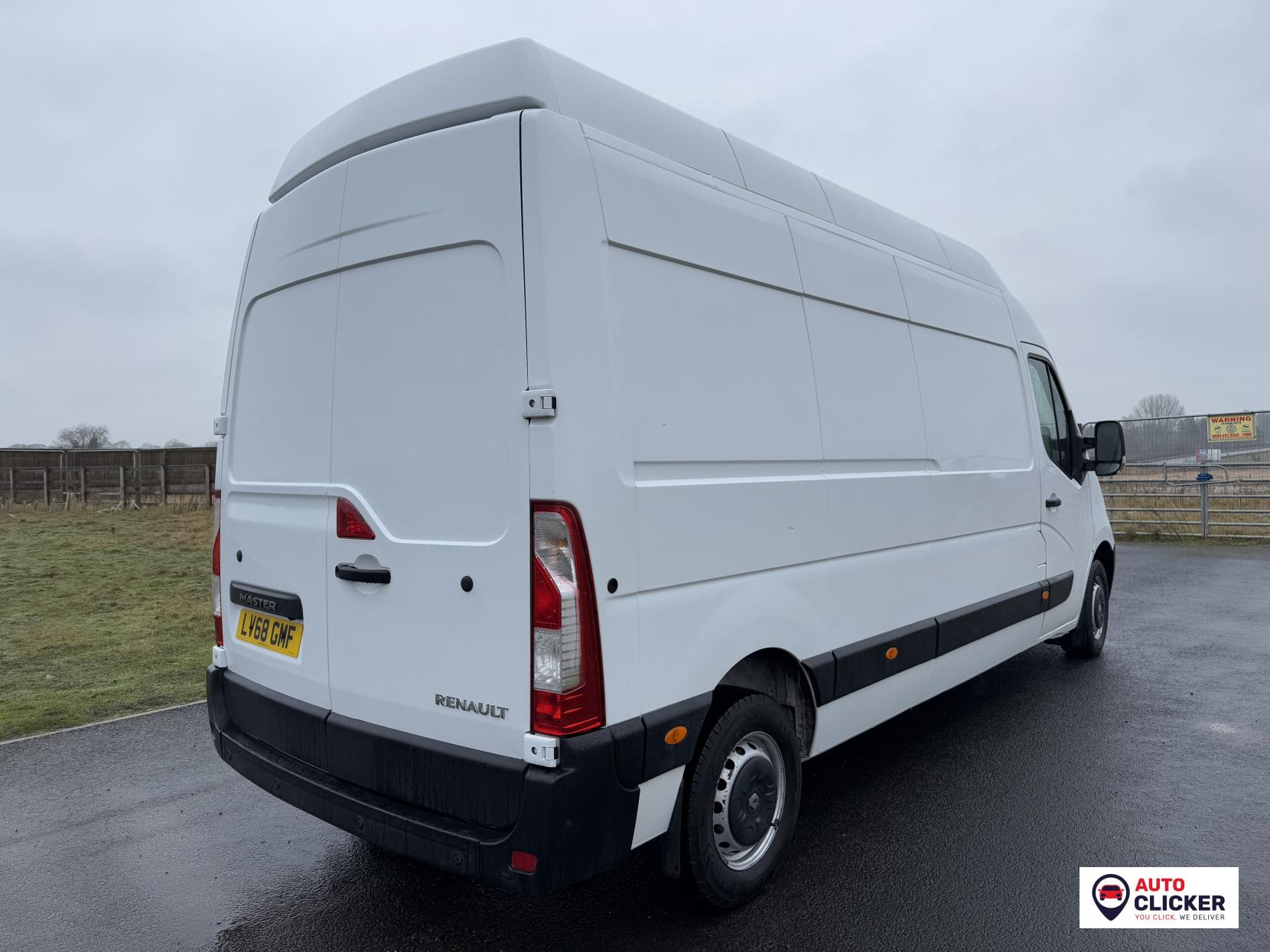 Renault Master 2.3 dCi 35 Business Panel Van 5dr Diesel Manual FWD LWB High Roof Euro 6 (130 ps)