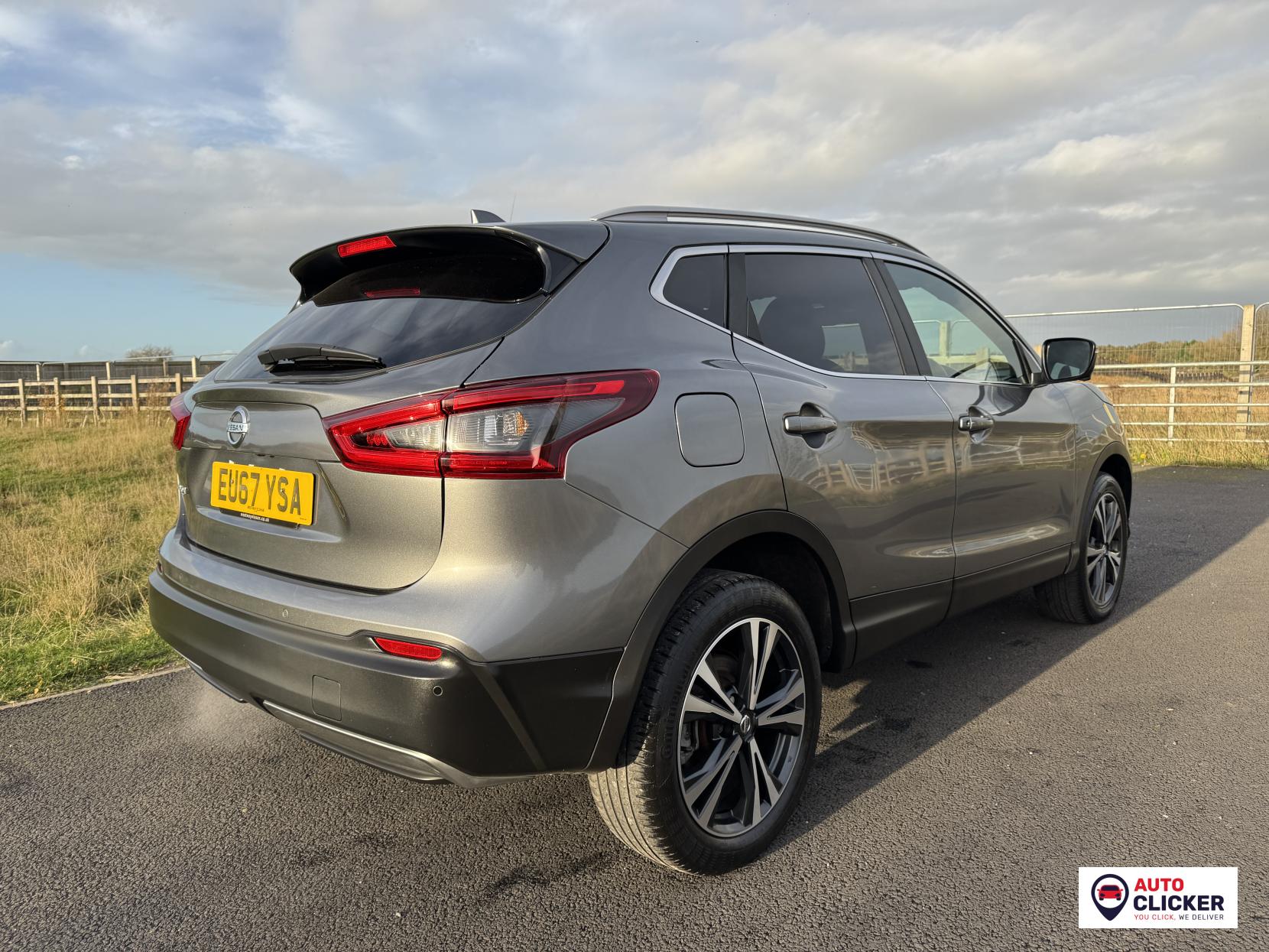 Nissan Qashqai 1.2 DIG-T N-Connecta SUV 5dr Petrol Manual Euro 6 (s/s) (115 ps)