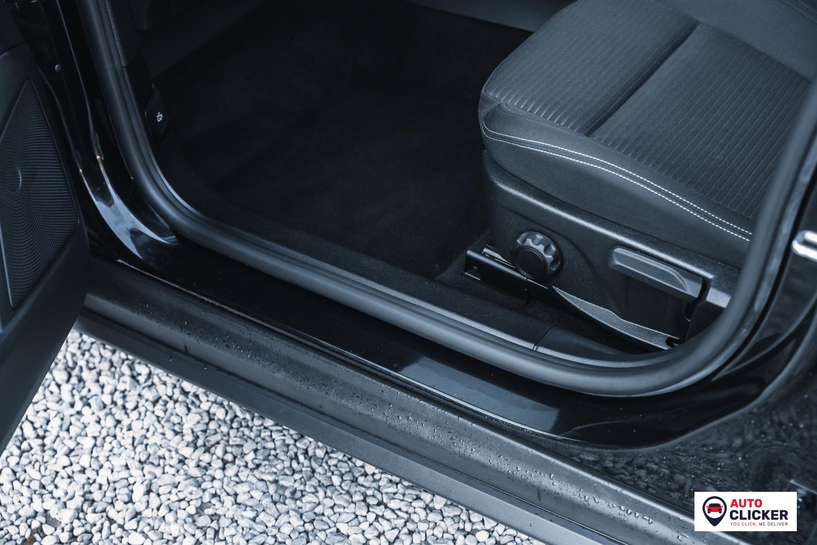 Ford Focus 1.0T EcoBoost Titanium Hatchback 5dr Petrol Manual Euro 6 (s/s) (125 ps)