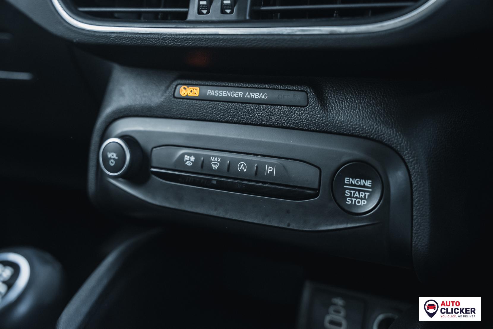 Ford Focus 1.0T EcoBoost Titanium Hatchback 5dr Petrol Manual Euro 6 (s/s) (125 ps)