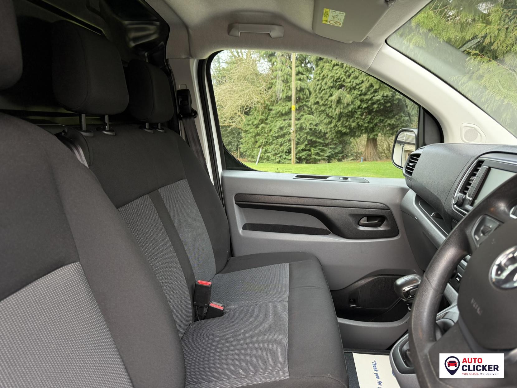 Vauxhall Vivaro 1.5 Turbo D 2900 Dynamic Panel Van 6dr Diesel Manual L2 H1 Euro 6 (s/s) (100 ps)