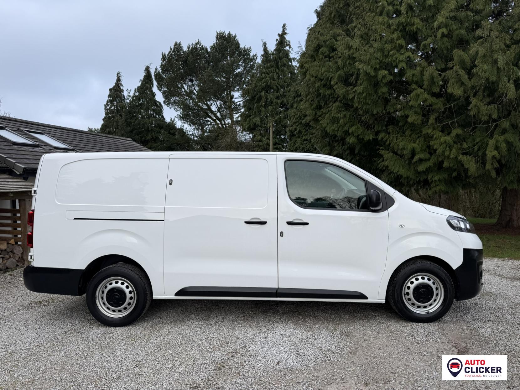 Vauxhall Vivaro 1.5 Turbo D 2900 Dynamic Panel Van 6dr Diesel Manual L2 H1 Euro 6 (s/s) (100 ps)