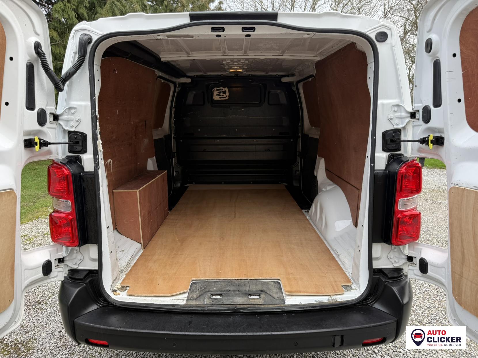 Vauxhall Vivaro 1.5 Turbo D 2900 Dynamic Panel Van 6dr Diesel Manual L2 H1 Euro 6 (s/s) (100 ps)