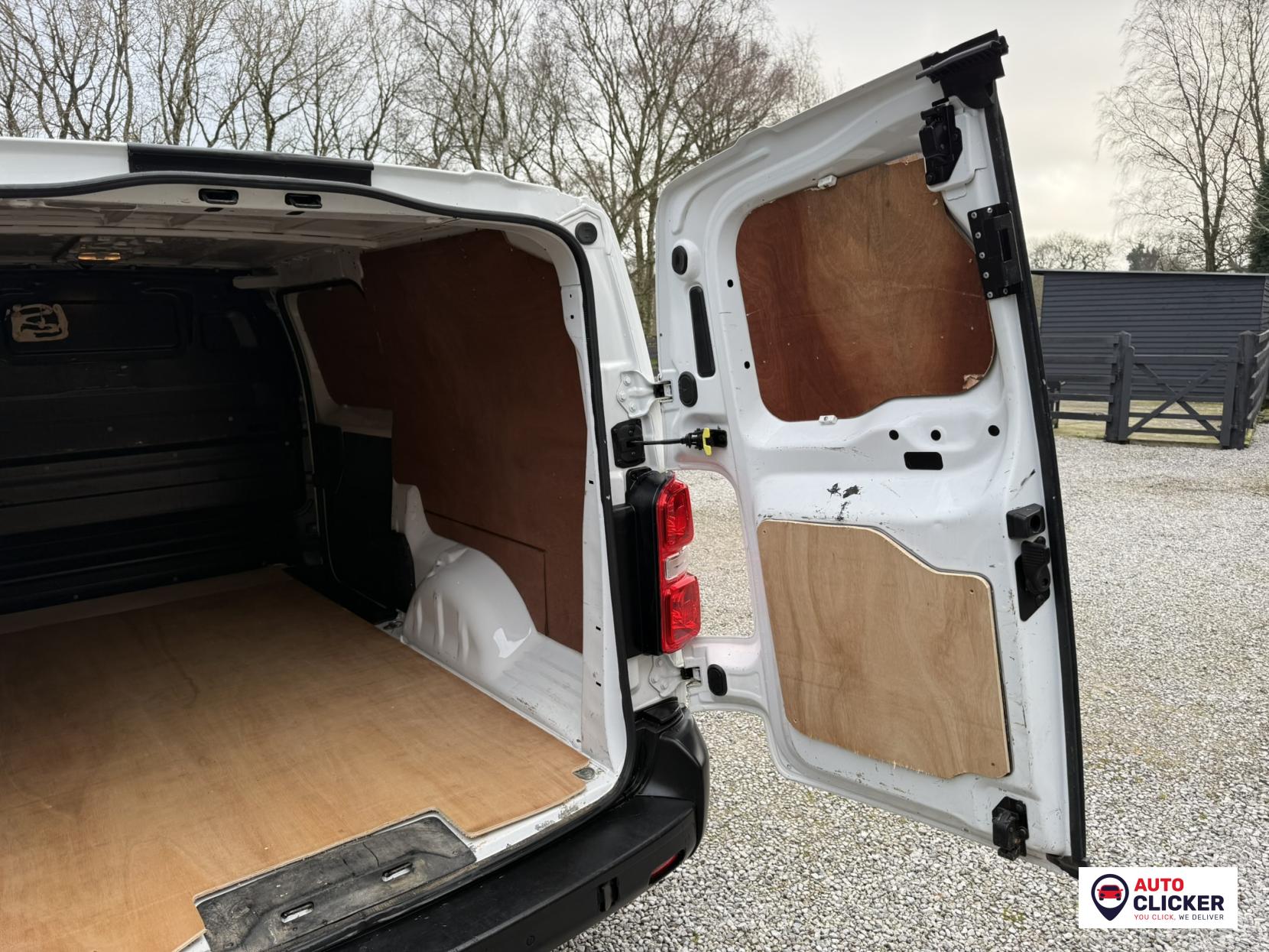Vauxhall Vivaro 1.5 Turbo D 2900 Dynamic Panel Van 6dr Diesel Manual L2 H1 Euro 6 (s/s) (100 ps)
