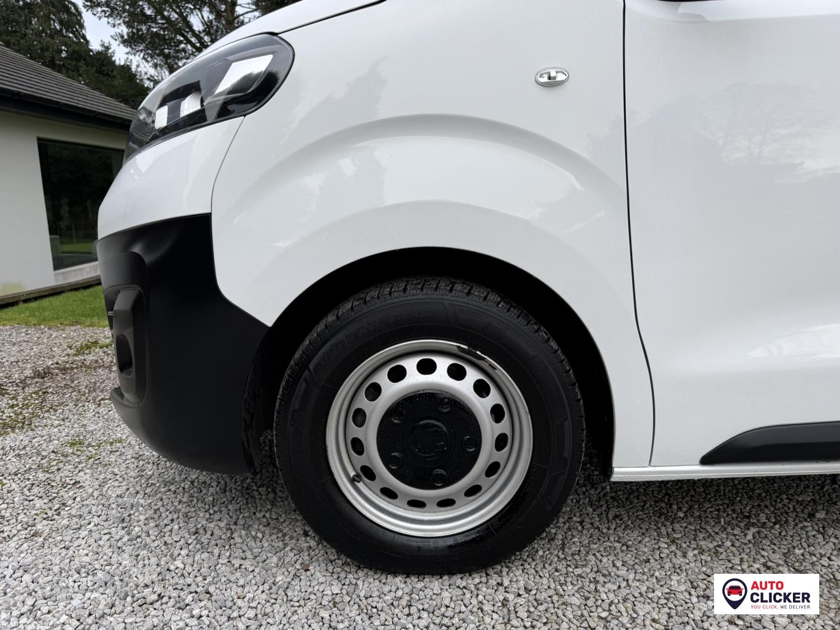 Vauxhall Vivaro 1.5 Turbo D 2900 Dynamic Panel Van 6dr Diesel Manual L2 H1 Euro 6 (s/s) (100 ps)