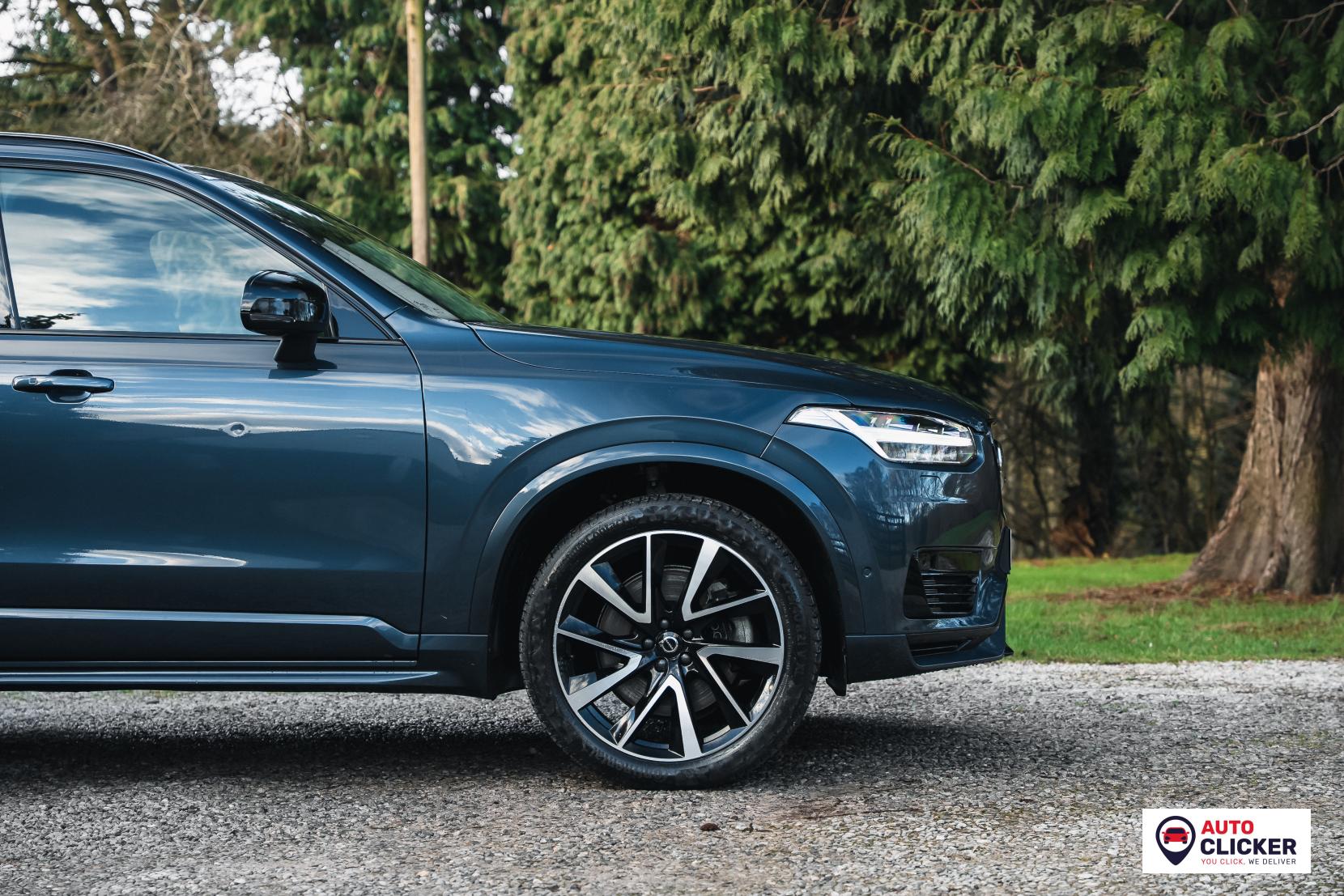 Volvo XC90 2.0h T8 Recharge 18.8kWh Ultimate Dark SUV 5dr Petrol Plug-in Hybrid Auto 4WD Euro 6 (s/s) (455 ps)
