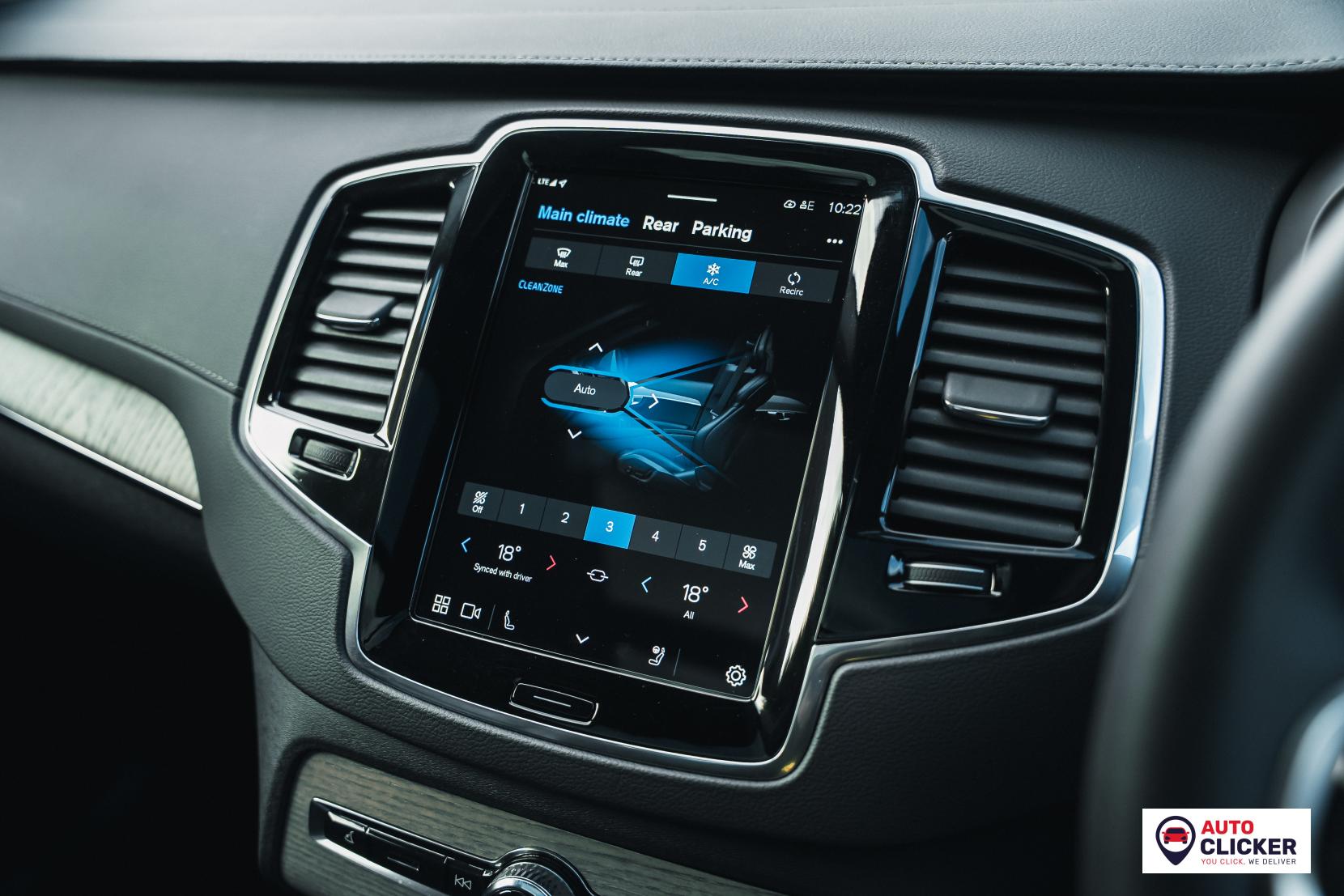 Volvo XC90 2.0h T8 Recharge 18.8kWh Ultimate Dark SUV 5dr Petrol Plug-in Hybrid Auto 4WD Euro 6 (s/s) (455 ps)