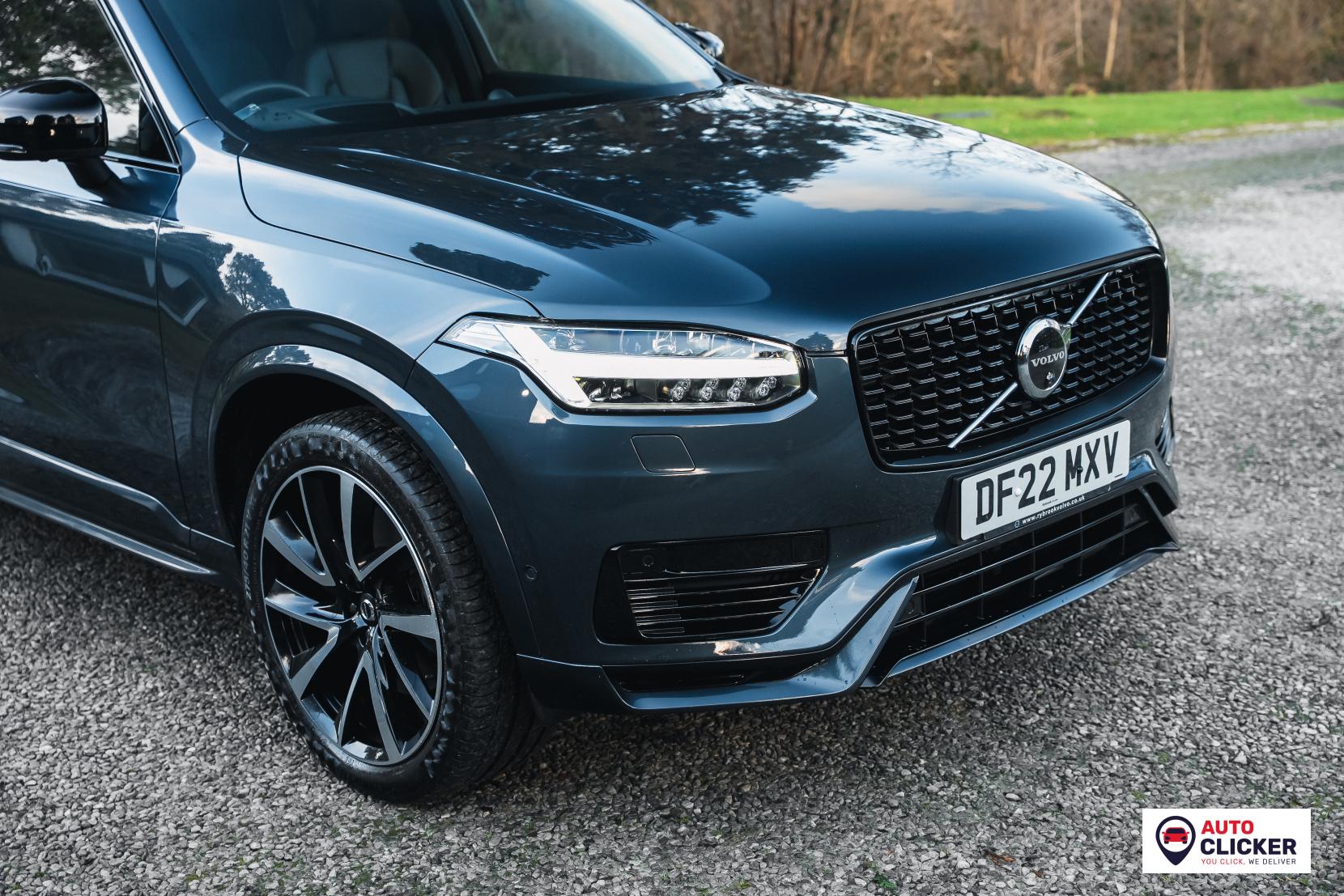 Volvo XC90 2.0h T8 Recharge 18.8kWh Ultimate Dark SUV 5dr Petrol Plug-in Hybrid Auto 4WD Euro 6 (s/s) (455 ps)