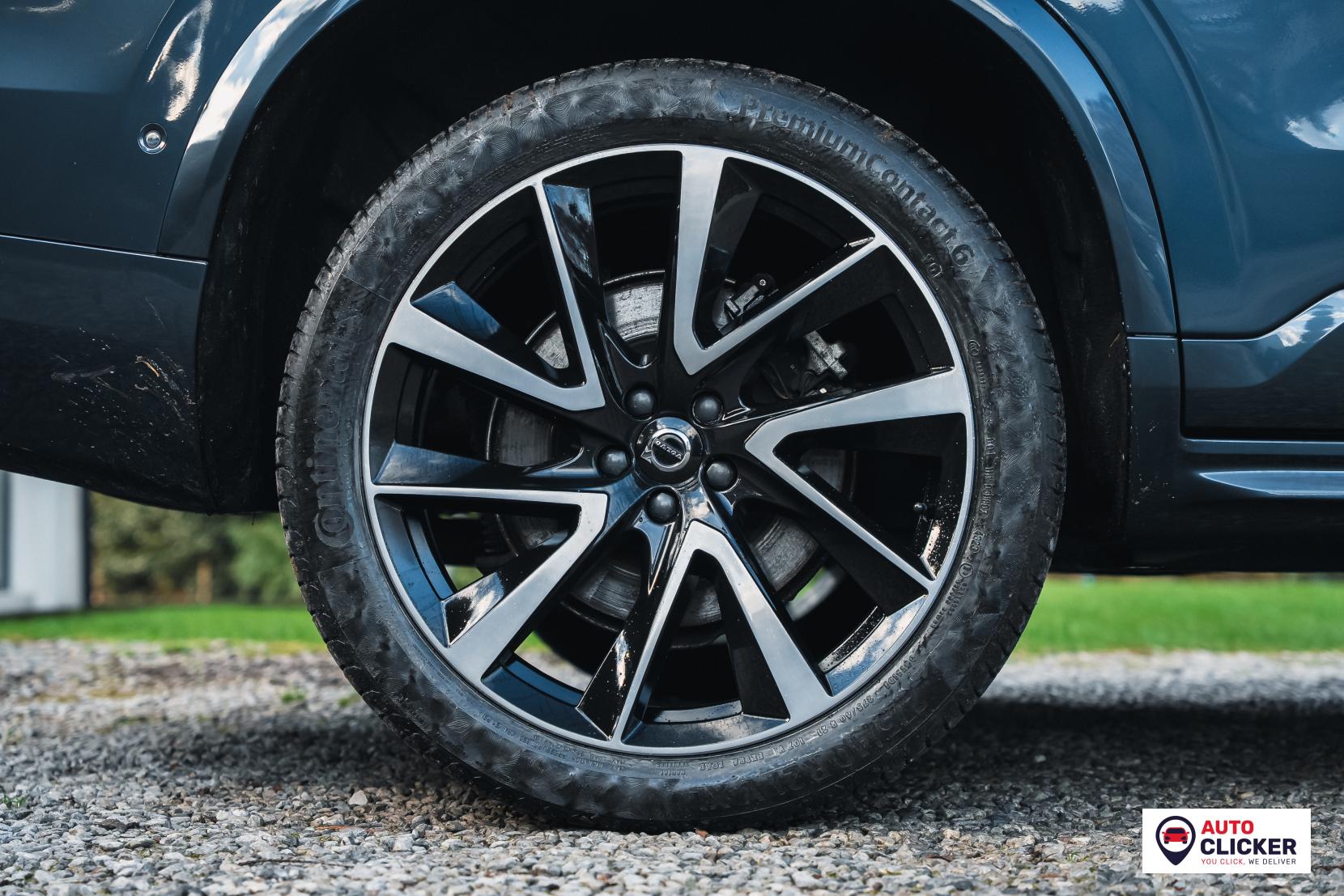 Volvo XC90 2.0h T8 Recharge 18.8kWh Ultimate Dark SUV 5dr Petrol Plug-in Hybrid Auto 4WD Euro 6 (s/s) (455 ps)