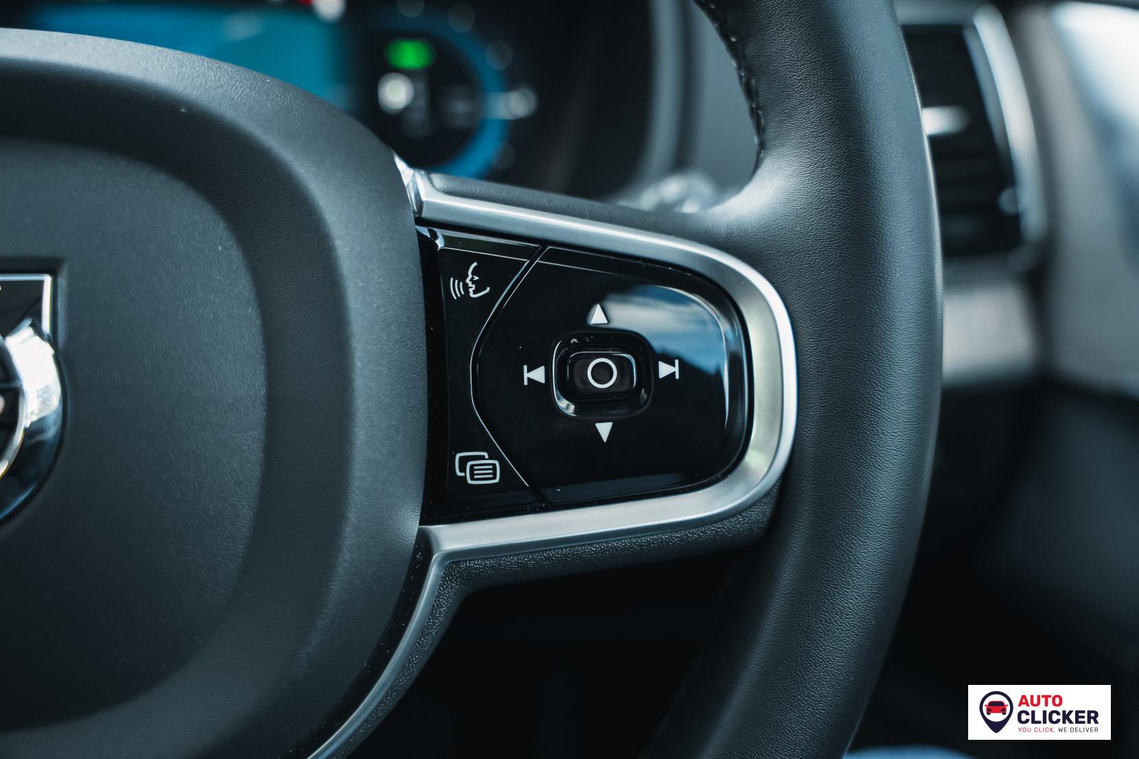 Volvo XC90 2.0h T8 Recharge 18.8kWh Ultimate Dark SUV 5dr Petrol Plug-in Hybrid Auto 4WD Euro 6 (s/s) (455 ps)