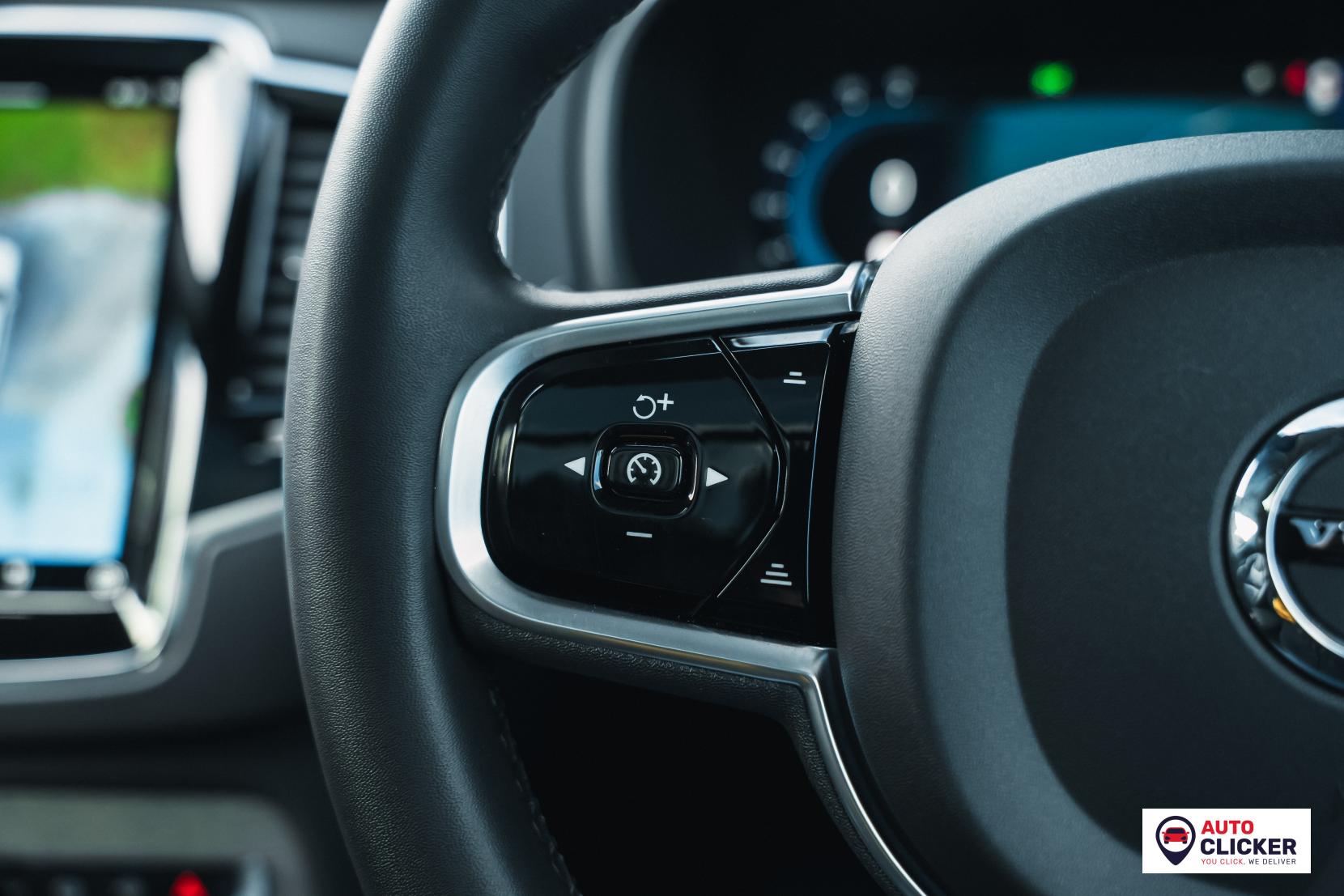 Volvo XC90 2.0h T8 Recharge 18.8kWh Ultimate Dark SUV 5dr Petrol Plug-in Hybrid Auto 4WD Euro 6 (s/s) (455 ps)