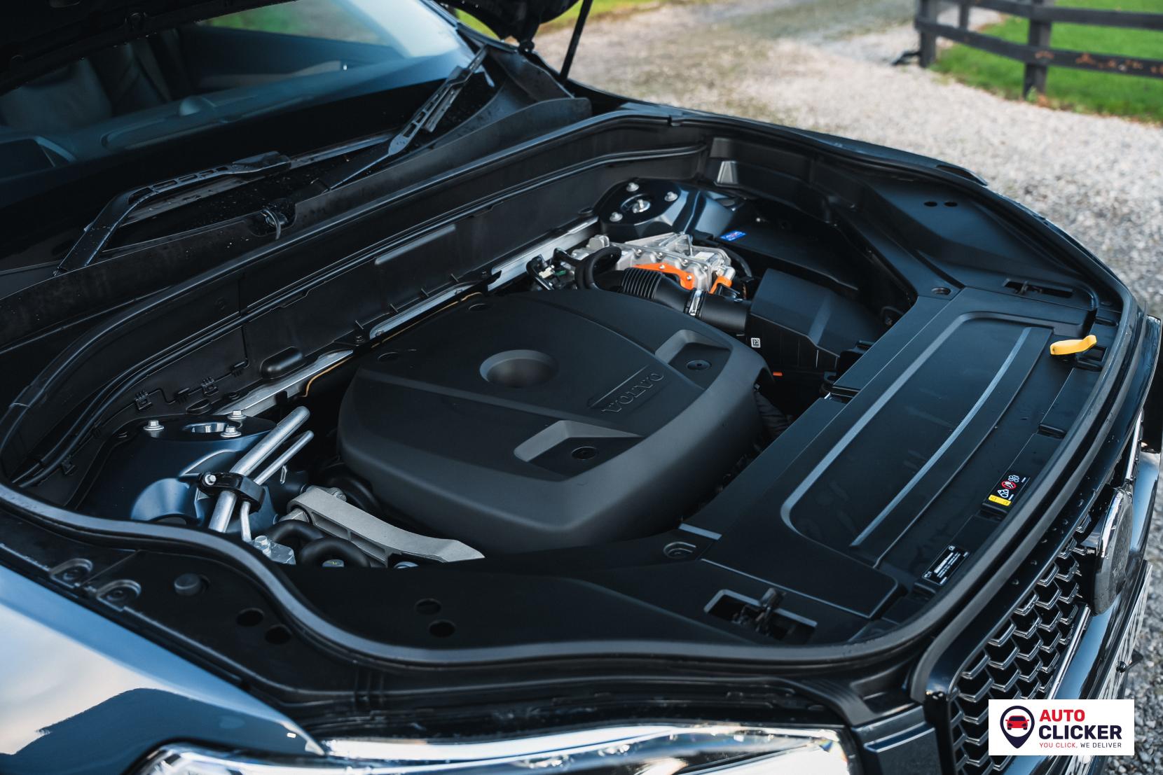 Volvo XC90 2.0h T8 Recharge 18.8kWh Ultimate Dark SUV 5dr Petrol Plug-in Hybrid Auto 4WD Euro 6 (s/s) (455 ps)