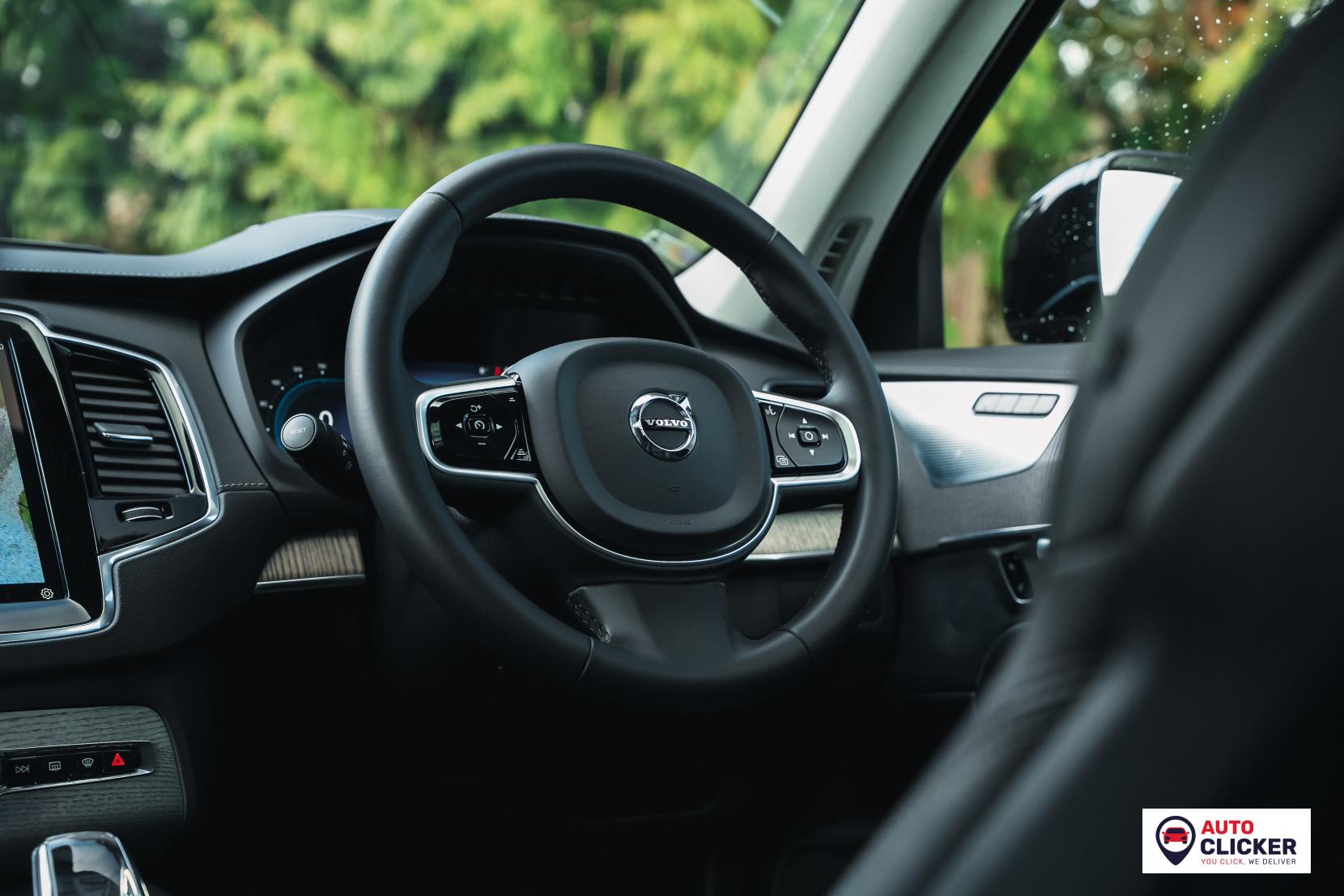 Volvo XC90 2.0h T8 Recharge 18.8kWh Ultimate Dark SUV 5dr Petrol Plug-in Hybrid Auto 4WD Euro 6 (s/s) (455 ps)