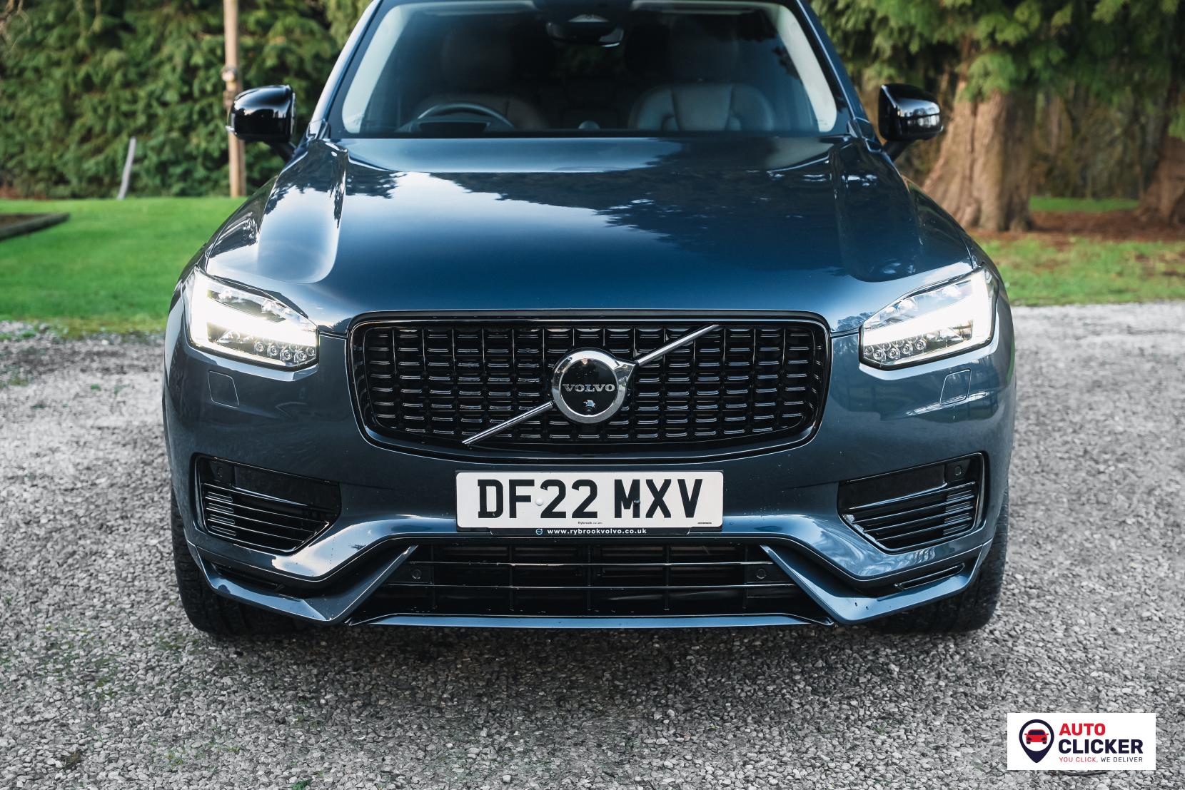 Volvo XC90 2.0h T8 Recharge 18.8kWh Ultimate Dark SUV 5dr Petrol Plug-in Hybrid Auto 4WD Euro 6 (s/s) (455 ps)