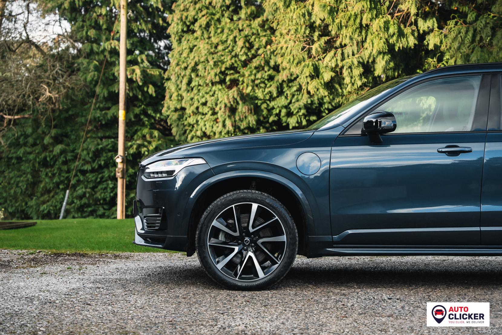 Volvo XC90 2.0h T8 Recharge 18.8kWh Ultimate Dark SUV 5dr Petrol Plug-in Hybrid Auto 4WD Euro 6 (s/s) (455 ps)