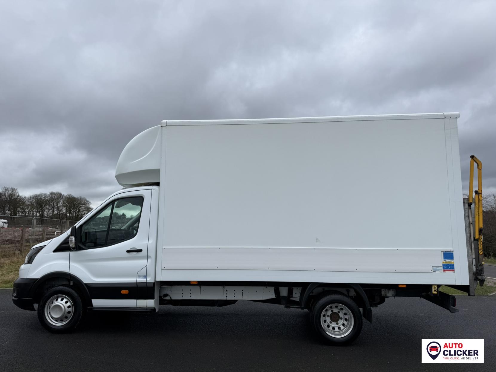 Ford Transit 2.0 350 EcoBlue HD Leader Chassis Cab 2dr Diesel Manual RWD L4 Euro 6 (s/s) (DRW) (130 ps)