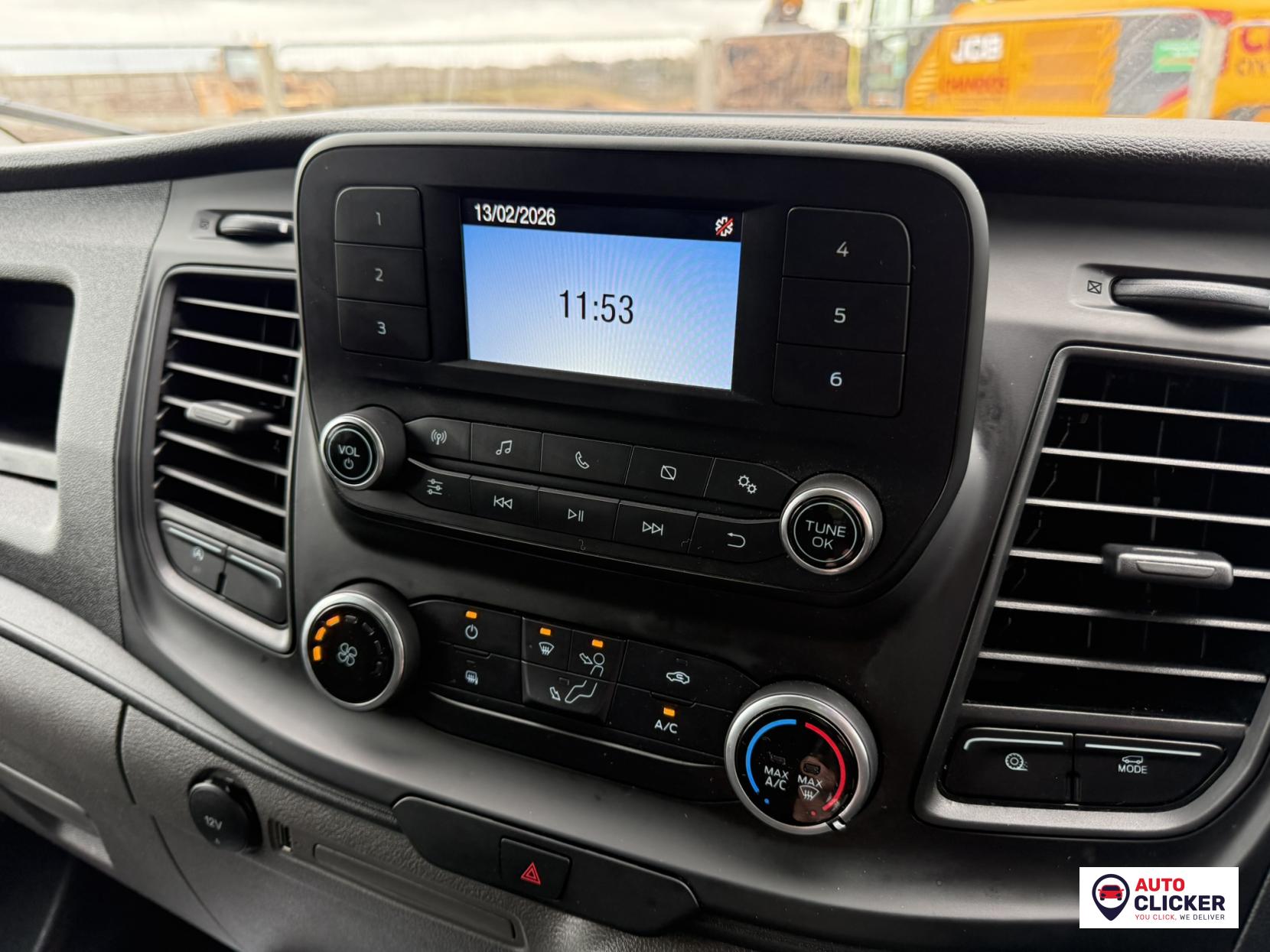 Ford Transit 2.0 350 EcoBlue HD Leader Chassis Cab 2dr Diesel Manual RWD L4 Euro 6 (s/s) (DRW) (130 ps)