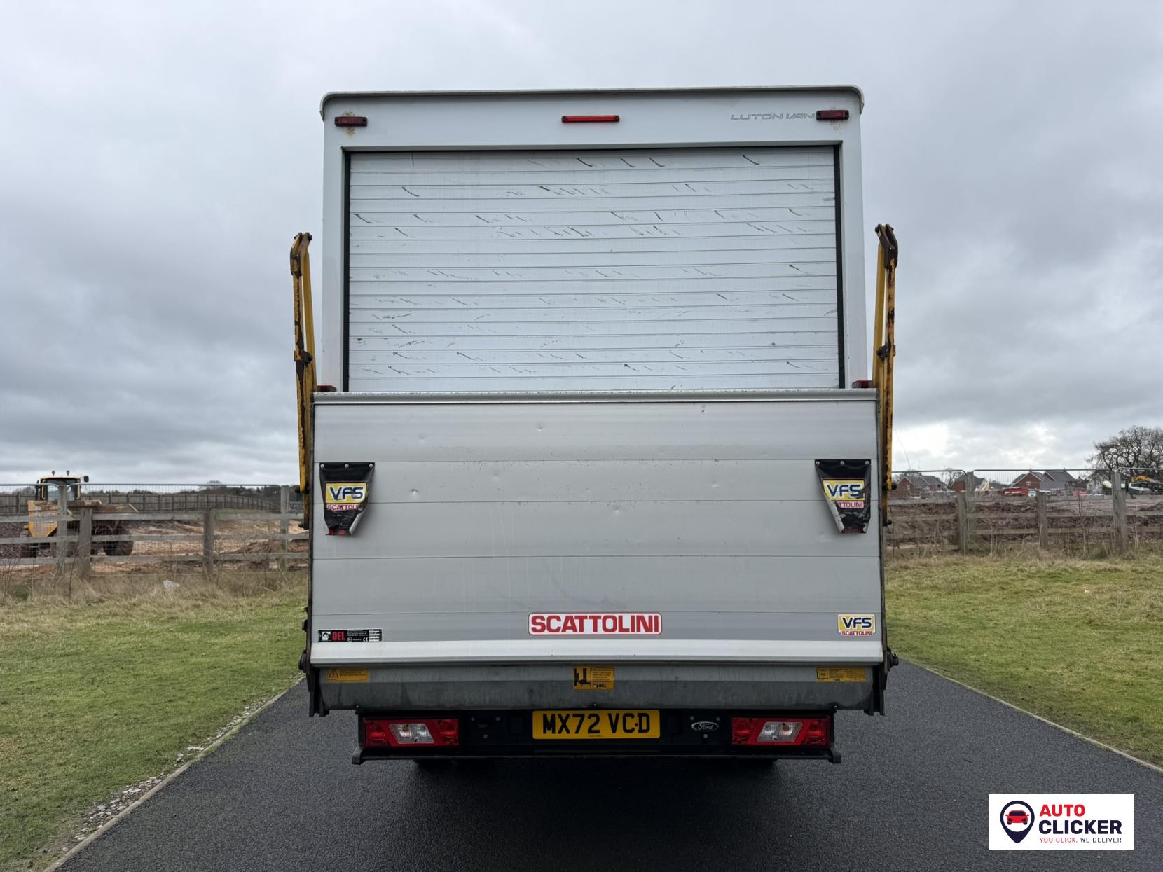 Ford Transit 2.0 350 EcoBlue HD Leader Chassis Cab 2dr Diesel Manual RWD L4 Euro 6 (s/s) (DRW) (130 ps)