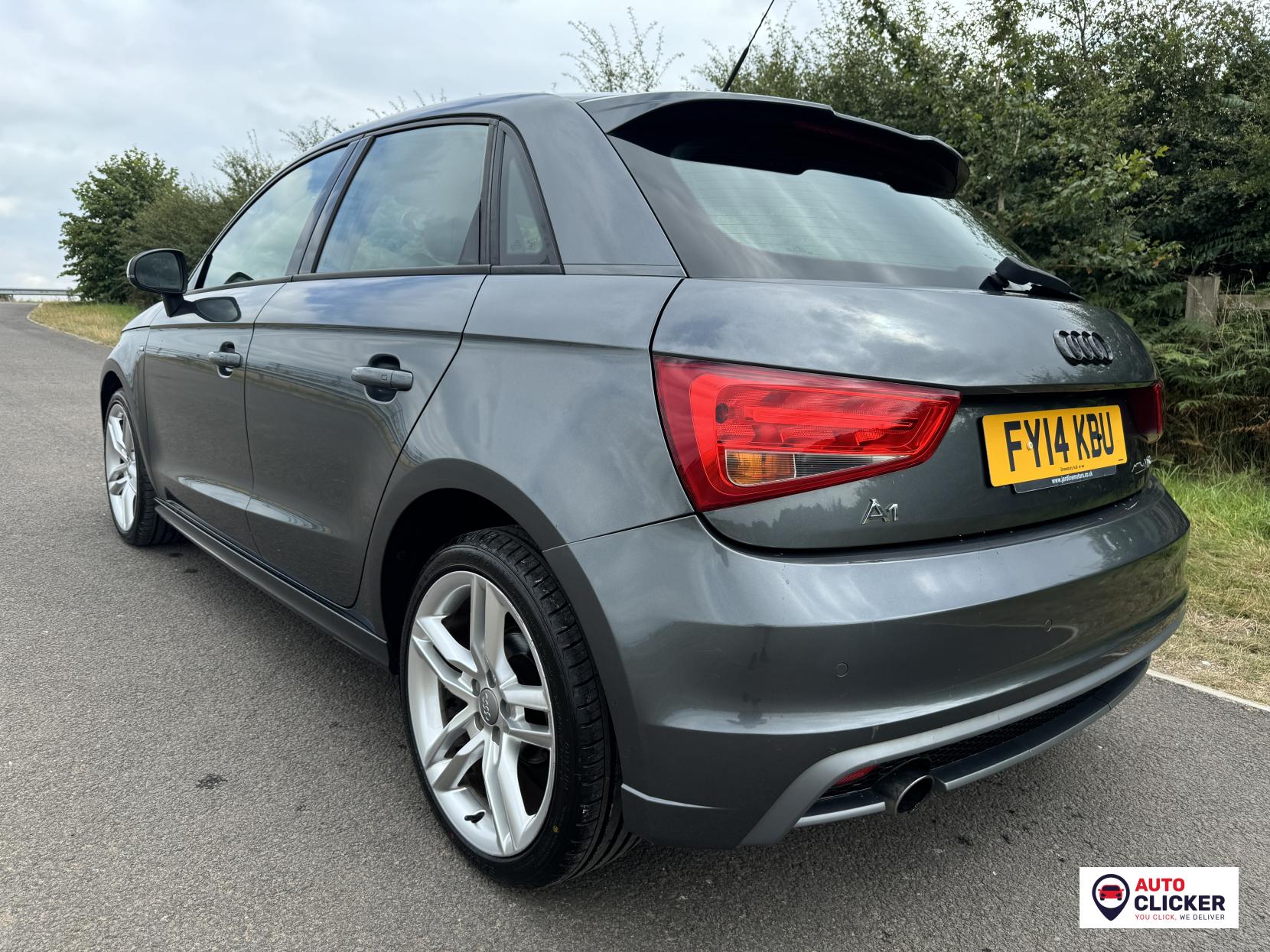 Audi A1 1.6 TDI S line Sportback 5dr Diesel Manual Euro 5 (s/s) (105 ps)