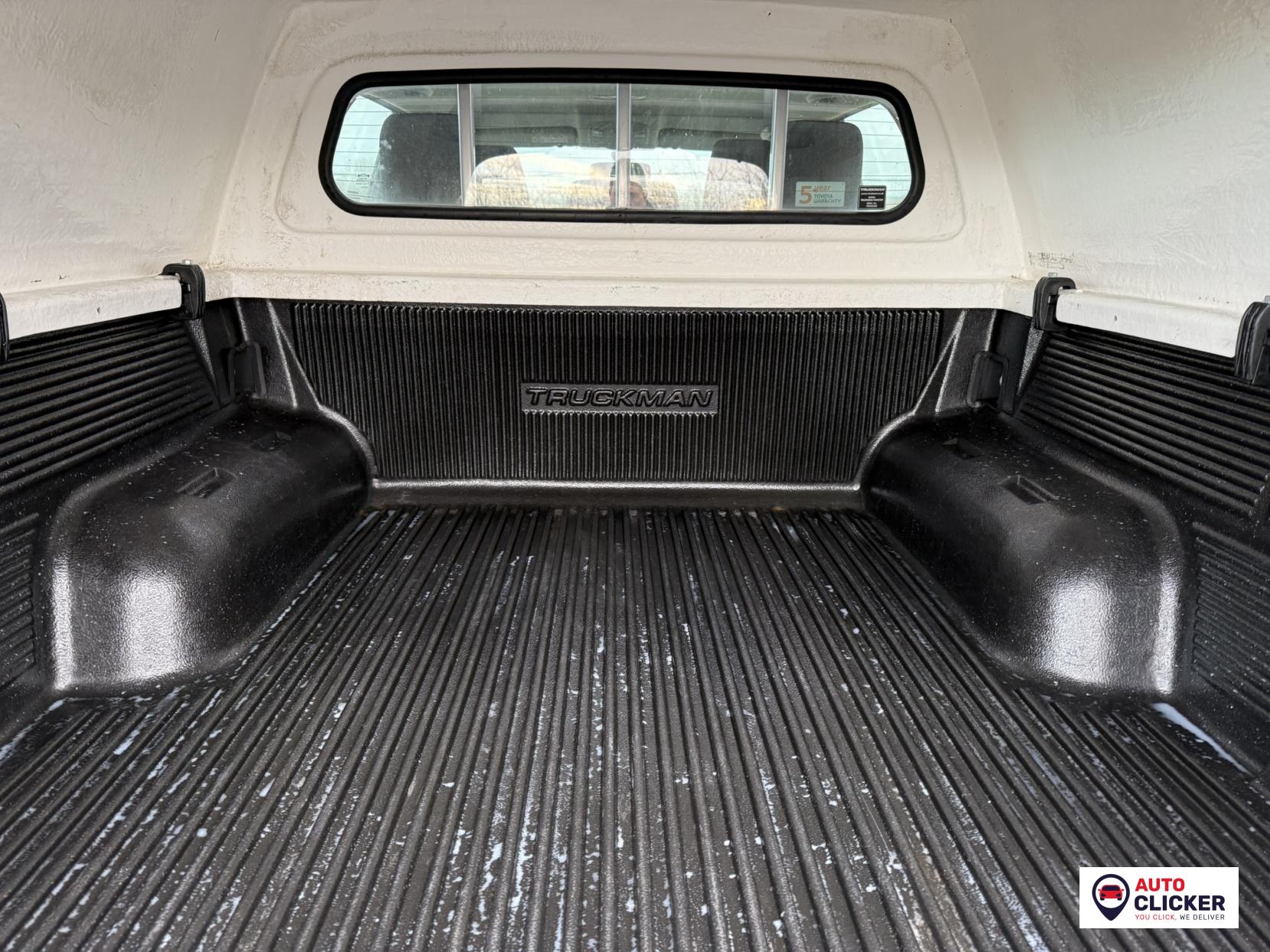 Toyota Hilux 2.4 D-4D Active Pickup Double Cab 4dr Diesel Manual 4WD Euro 6 (s/s) (150 ps)