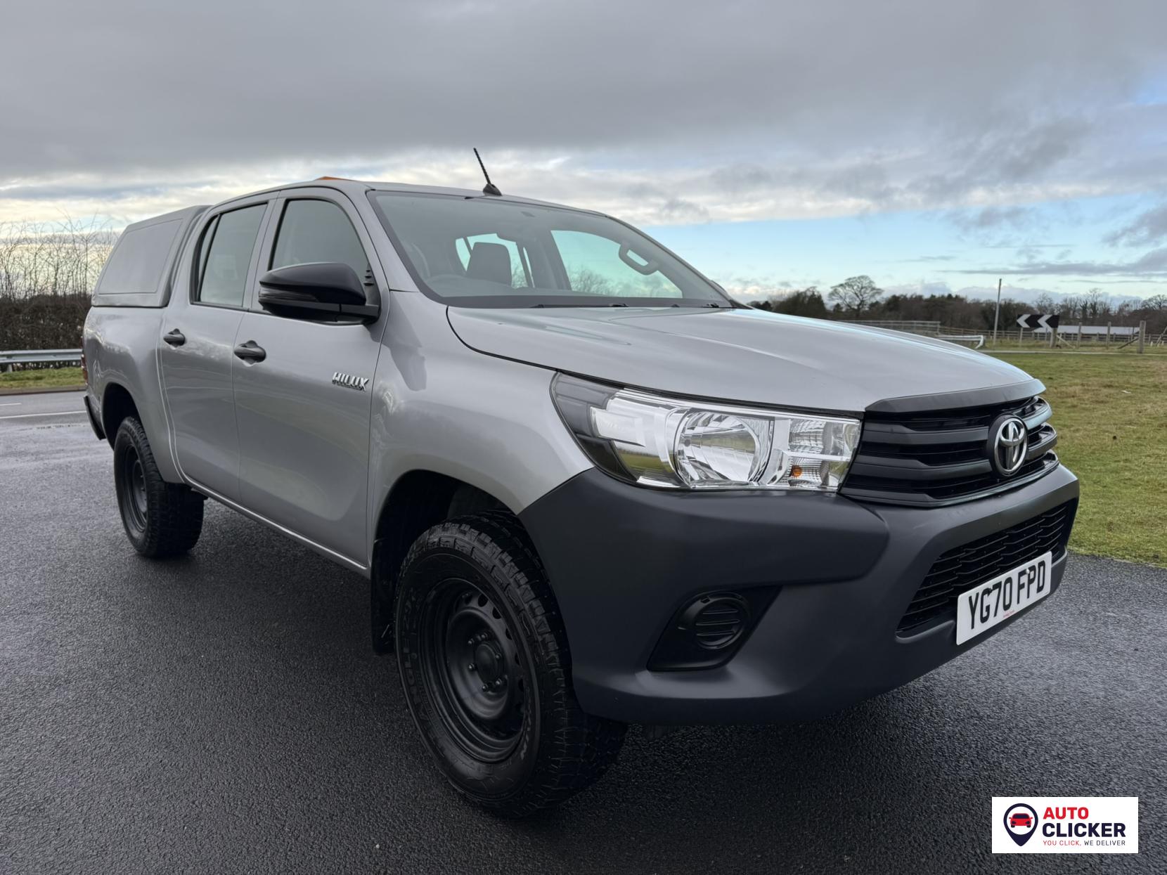 Toyota Hilux 2.4 D-4D Active Pickup Double Cab 4dr Diesel Manual 4WD Euro 6 (s/s) (150 ps)