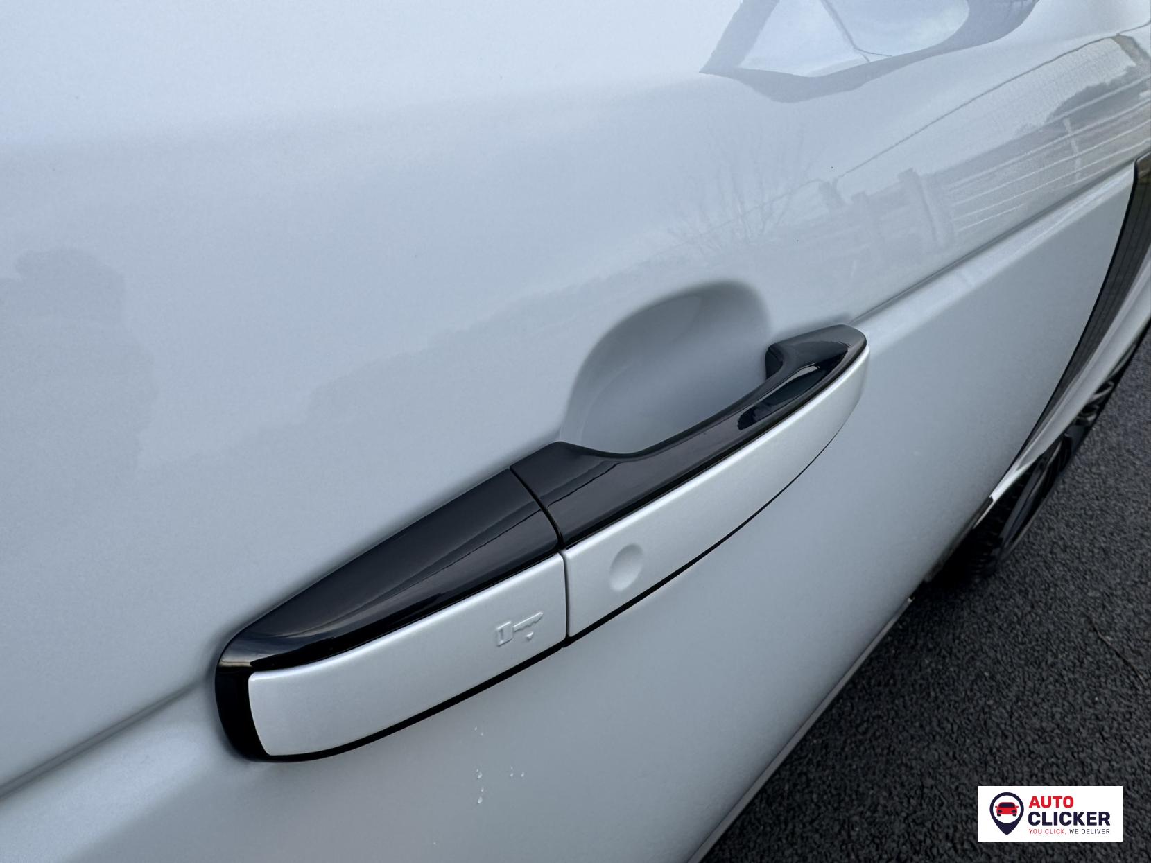 Land Rover Range Rover 3.0 TD V6 Autobiography SUV 5dr Diesel Auto 4WD Euro 6 (s/s) (258 ps)