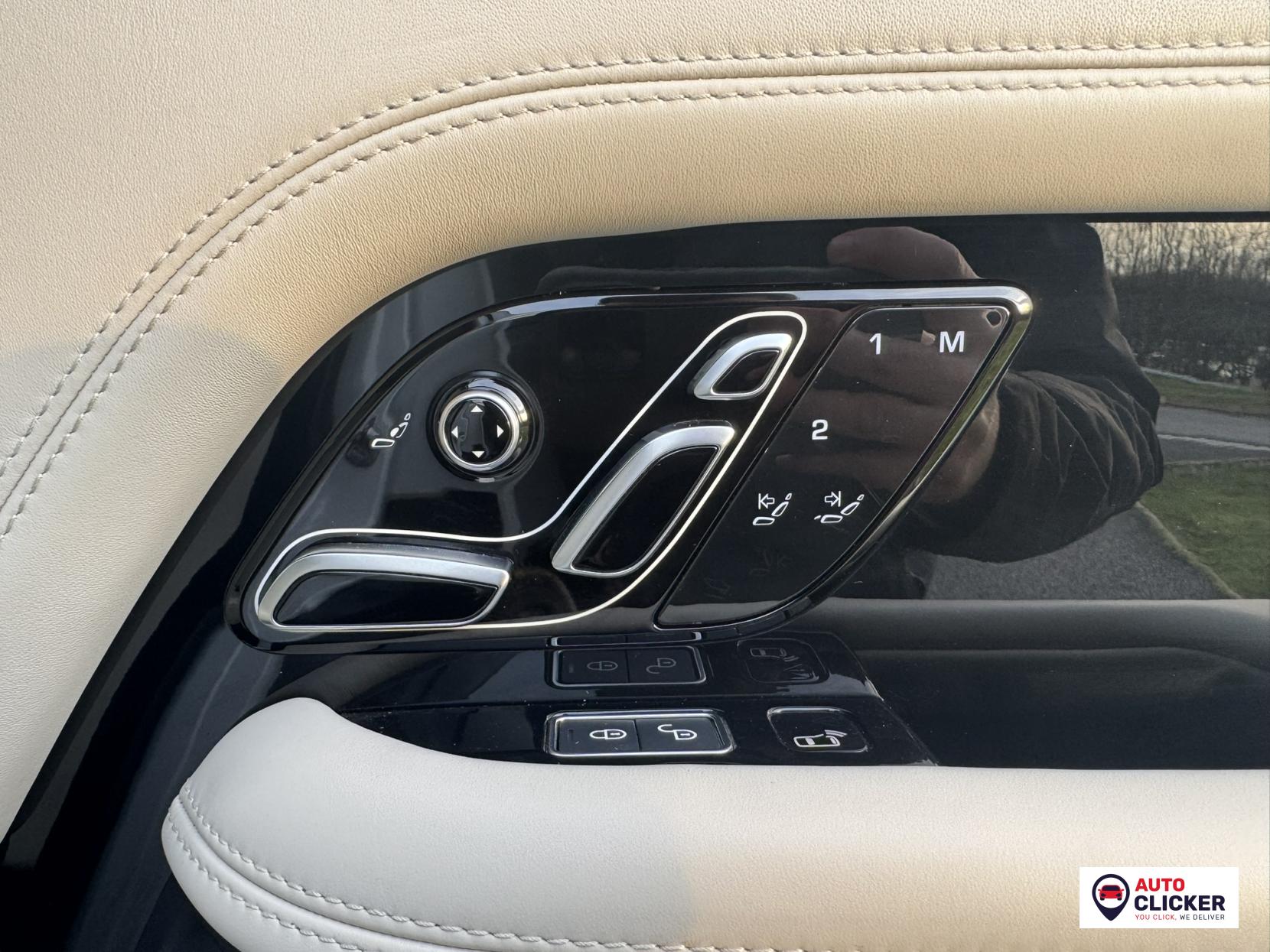 Land Rover Range Rover 3.0 TD V6 Autobiography SUV 5dr Diesel Auto 4WD Euro 6 (s/s) (258 ps)