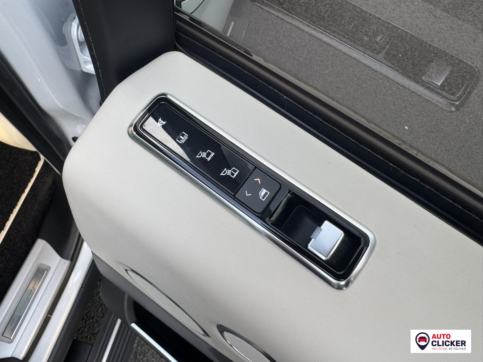 Land Rover Range Rover 3.0 TD V6 Autobiography SUV 5dr Diesel Auto 4WD Euro 6 (s/s) (258 ps)