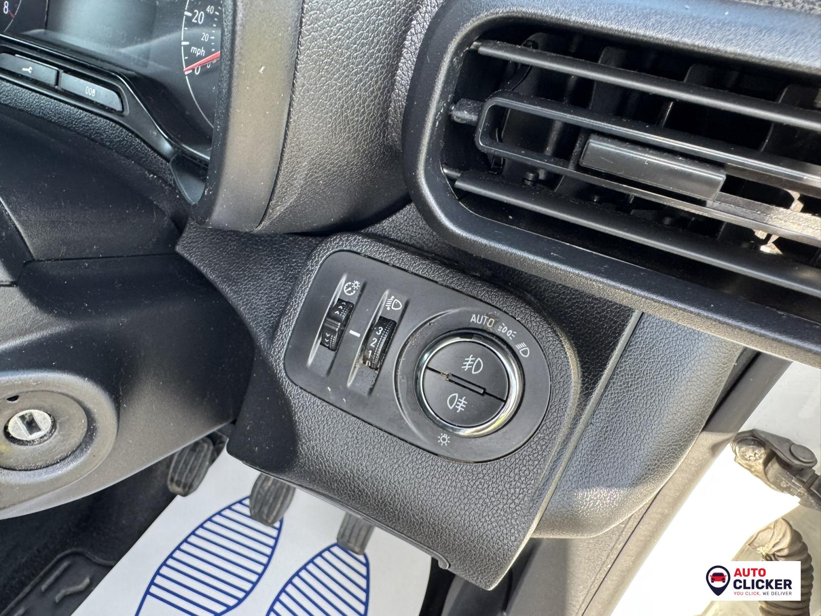 Vauxhall Combo 1.5 Turbo D 2300 Sportive Panel Van 4dr Diesel Manual L1 H1 Euro 6 (100 ps)