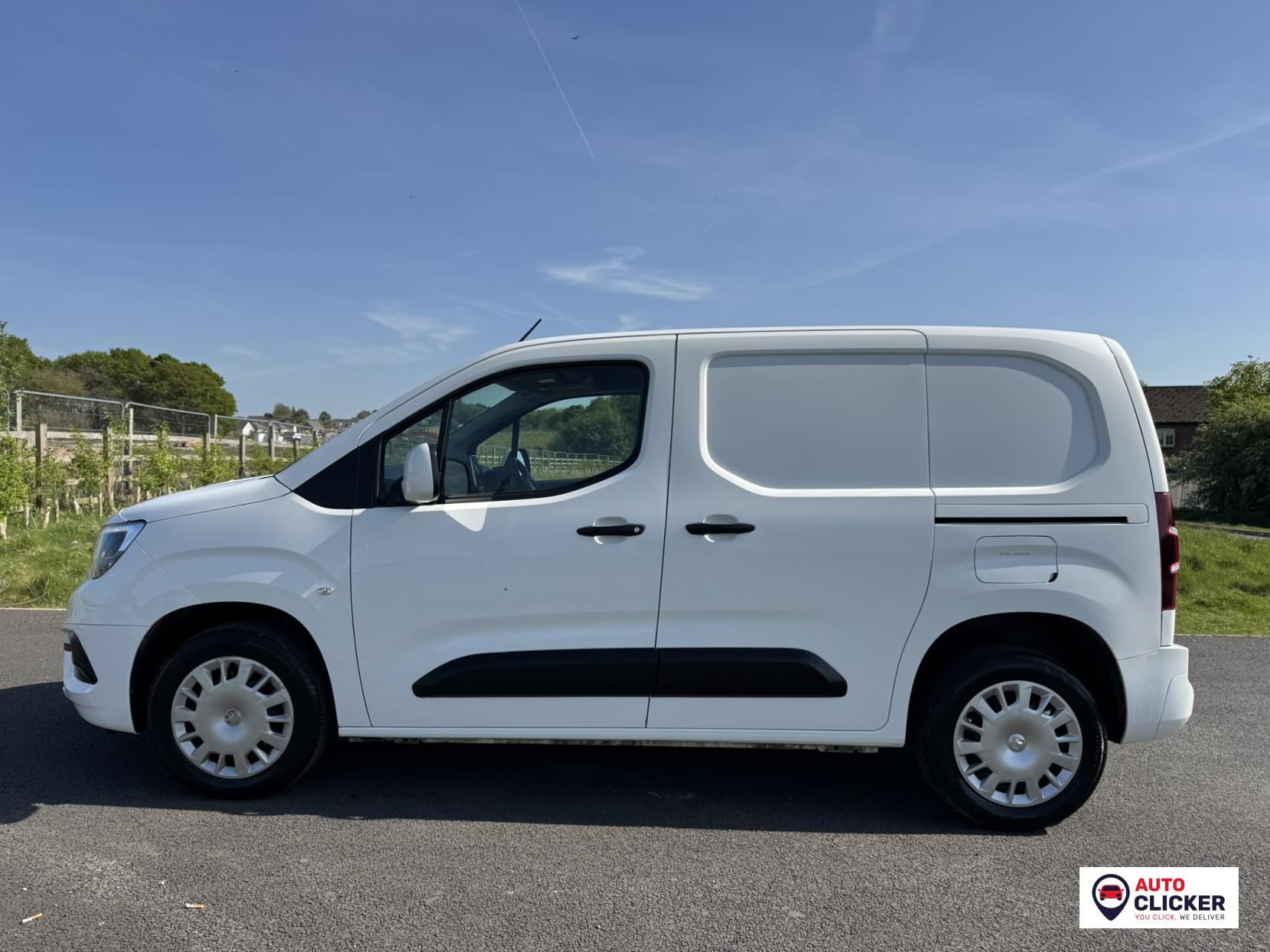 Vauxhall Combo 1.5 Turbo D 2300 Sportive Panel Van 4dr Diesel Manual L1 H1 Euro 6 (100 ps)