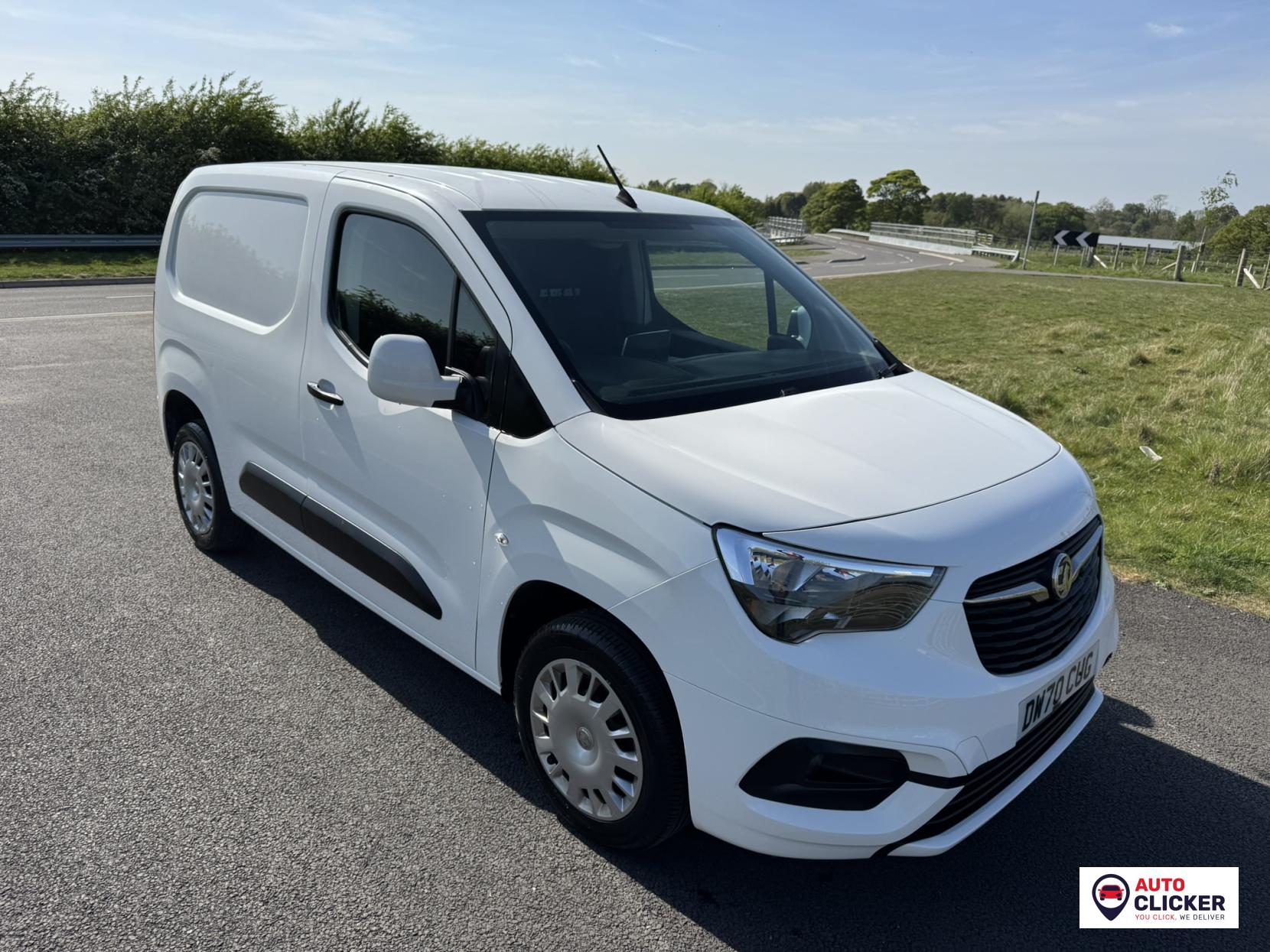 Vauxhall Combo 1.5 Turbo D 2300 Sportive Panel Van 4dr Diesel Manual L1 H1 Euro 6 (100 ps)